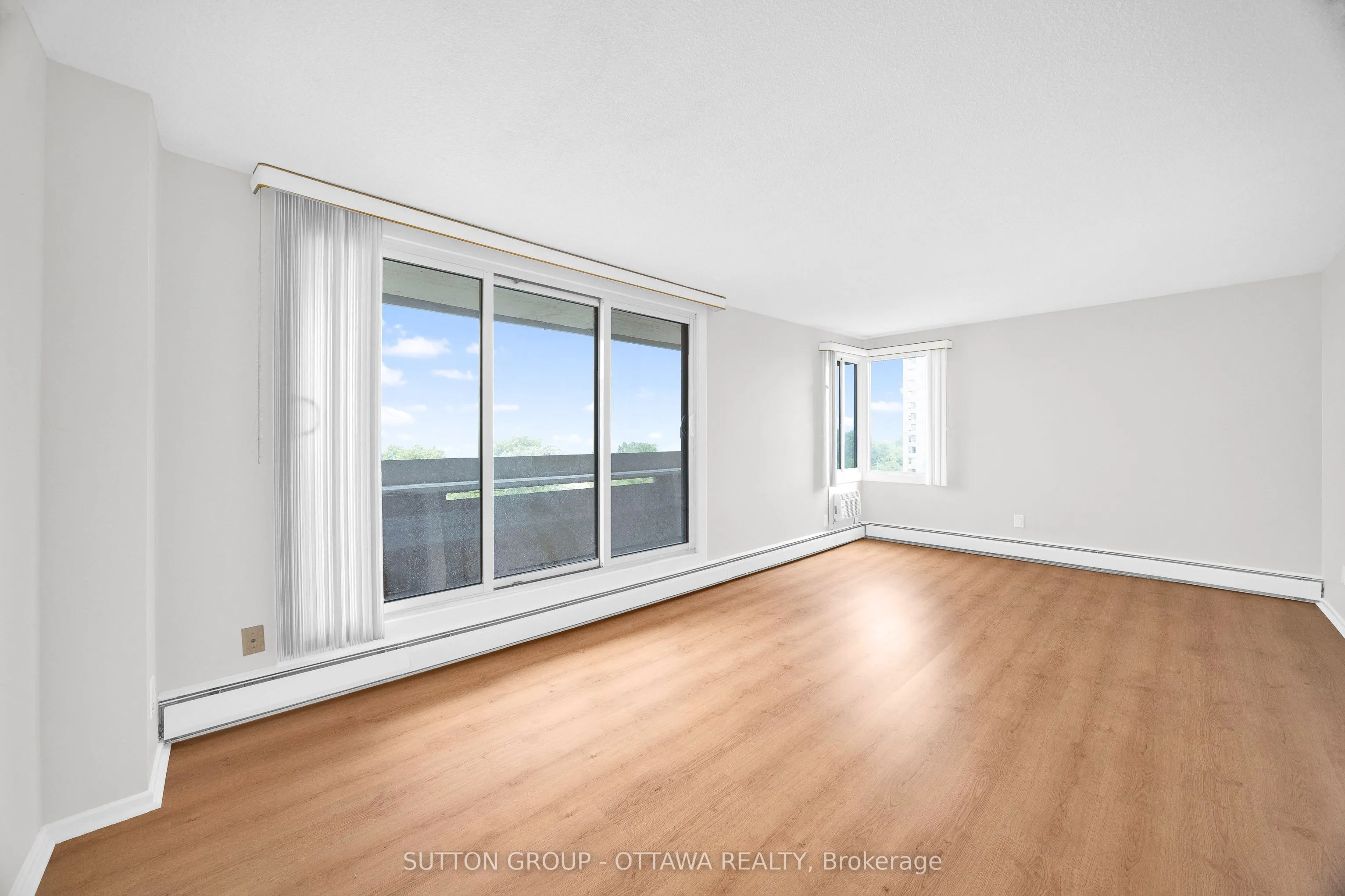 1171 Ambleside Drive, #711