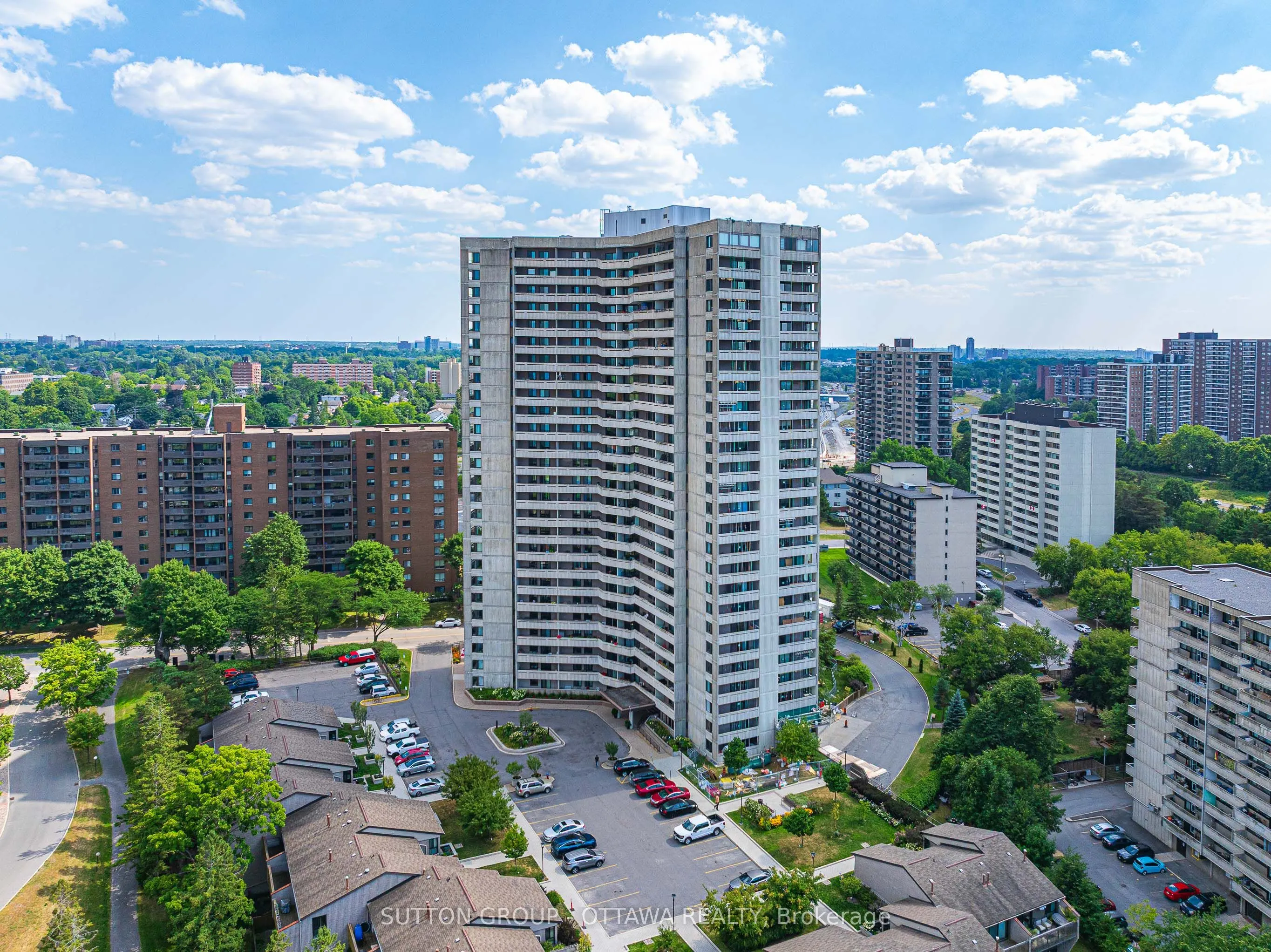 1171 Ambleside Drive, #711