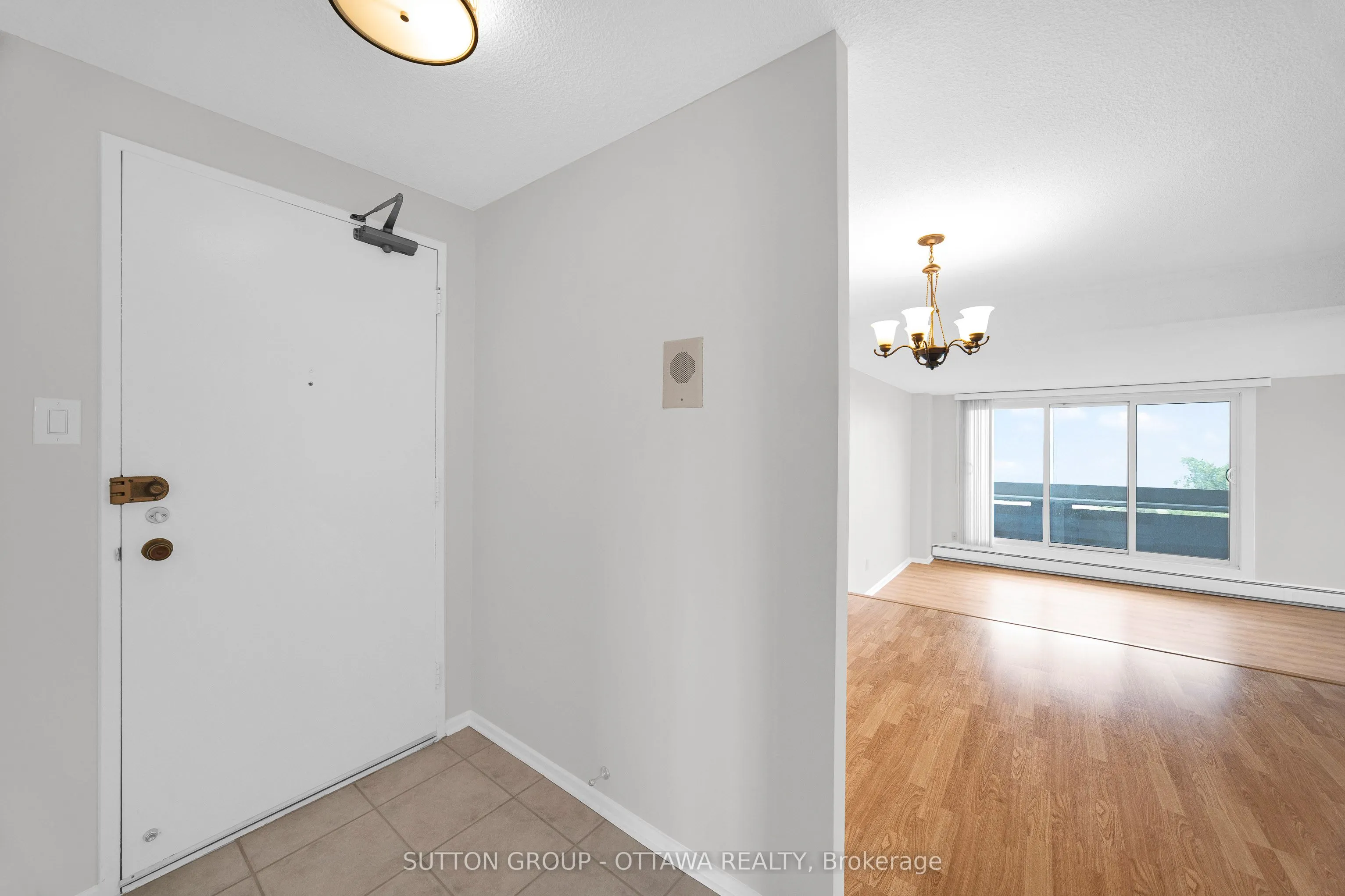 1171 Ambleside Drive, #711