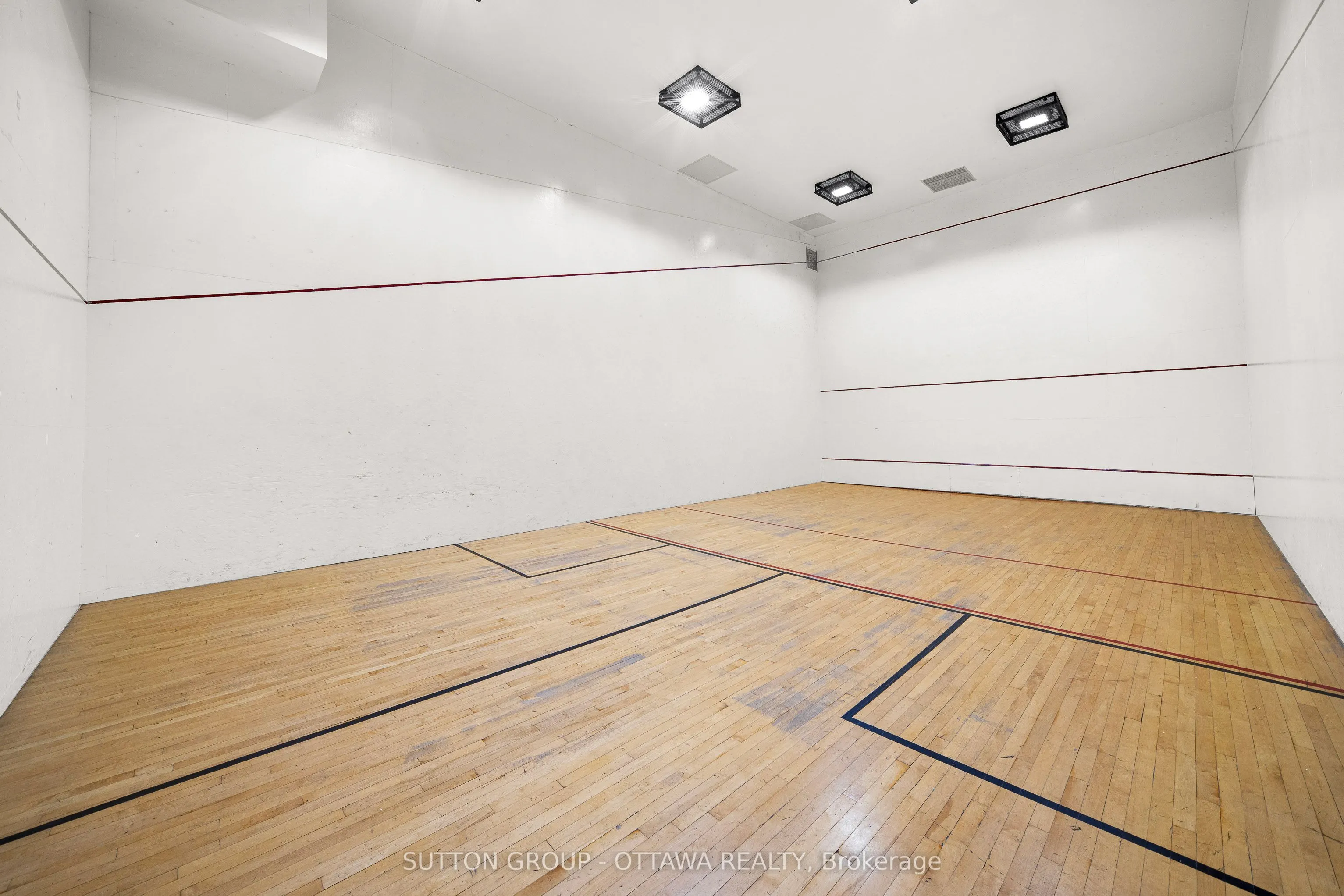 1171 Ambleside Drive, #711