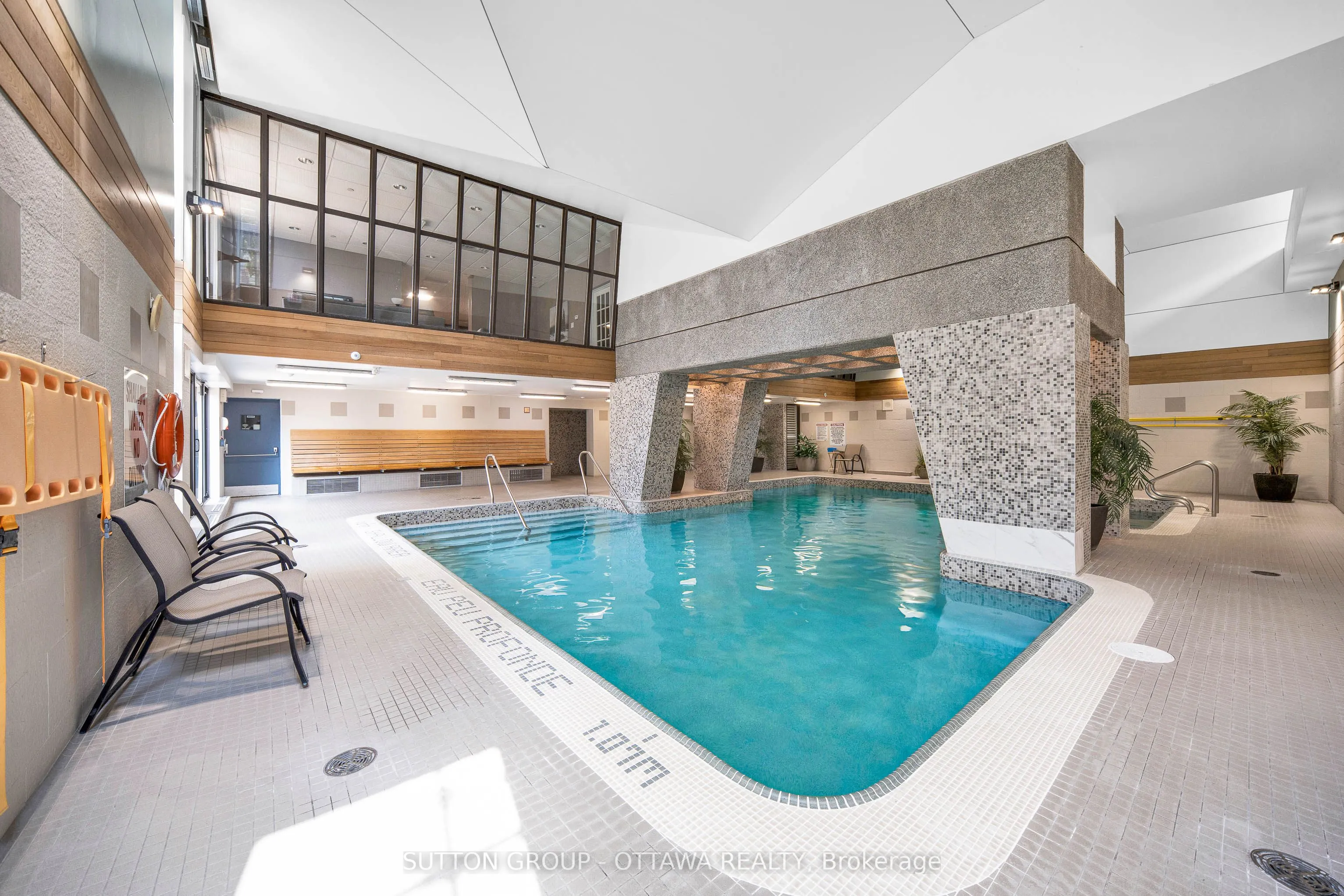 1171 Ambleside Drive, #711