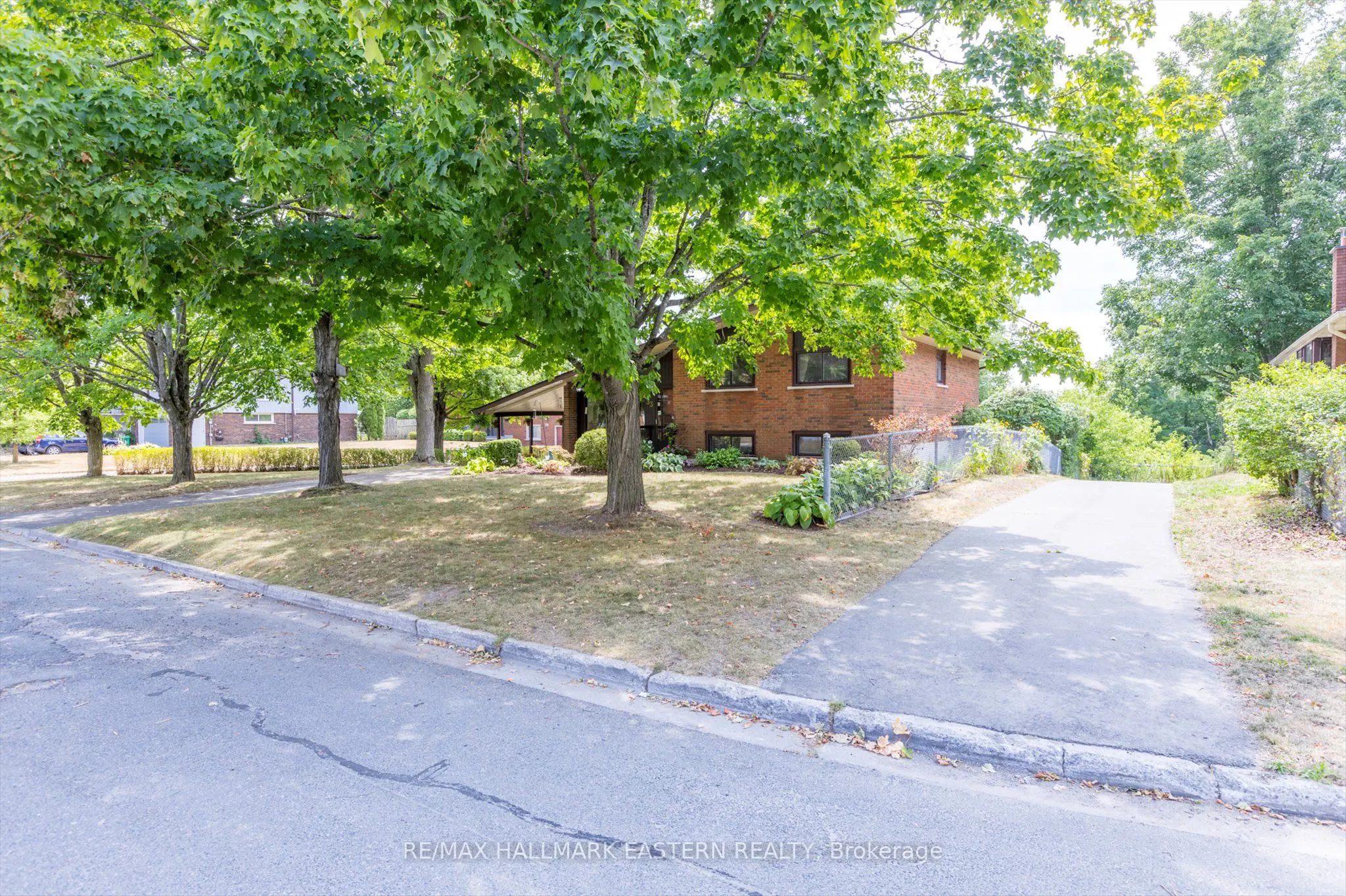 33 Parkview Drive