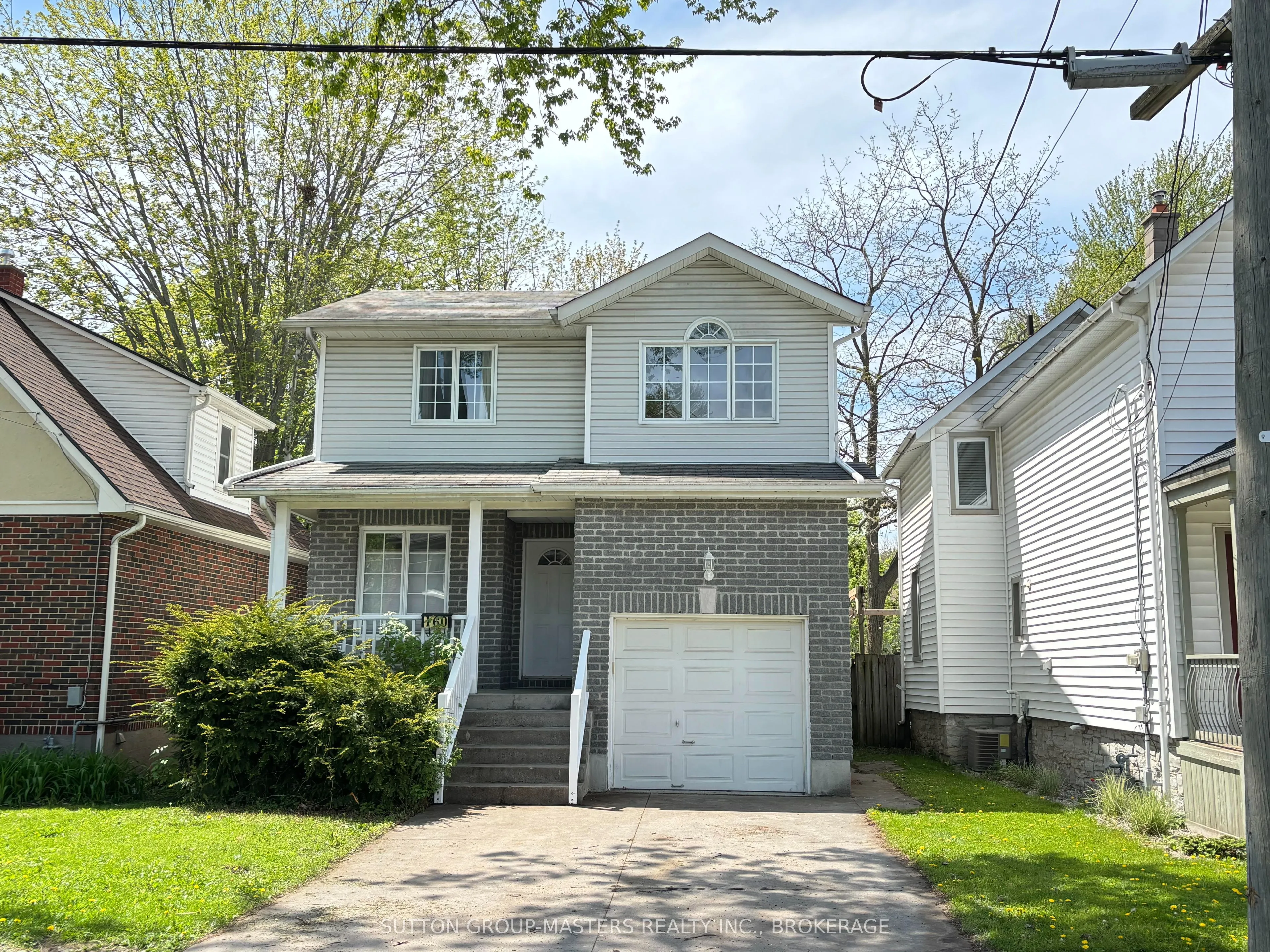160 Nelson Street, #2