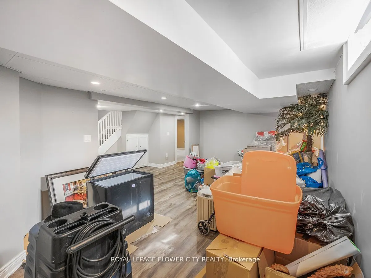 20 Driftwood Place