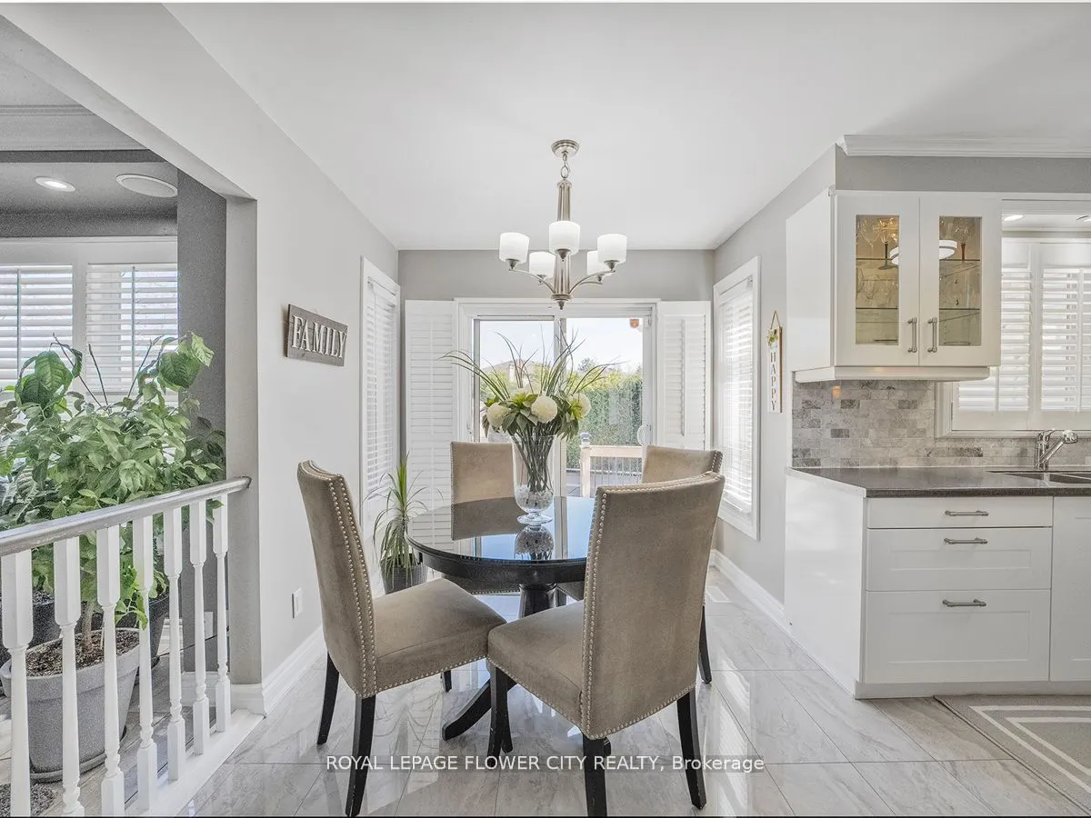 20 Driftwood Place