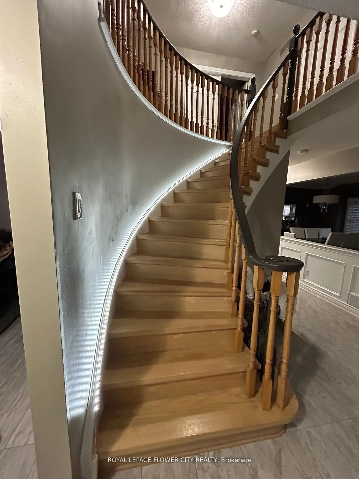 20 Driftwood Place
