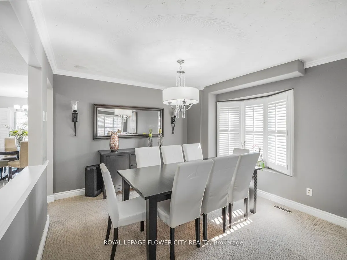 20 Driftwood Place