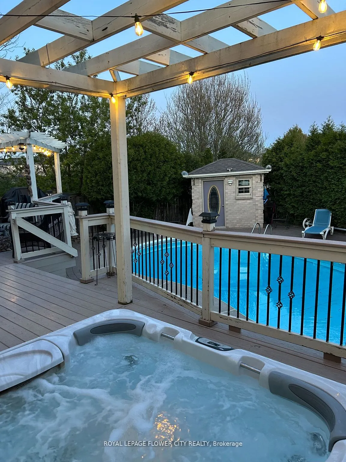 20 Driftwood Place