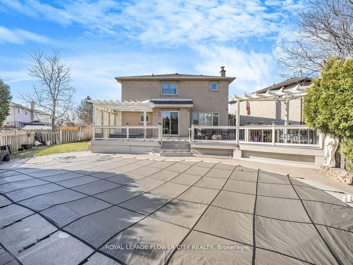 20 Driftwood Place