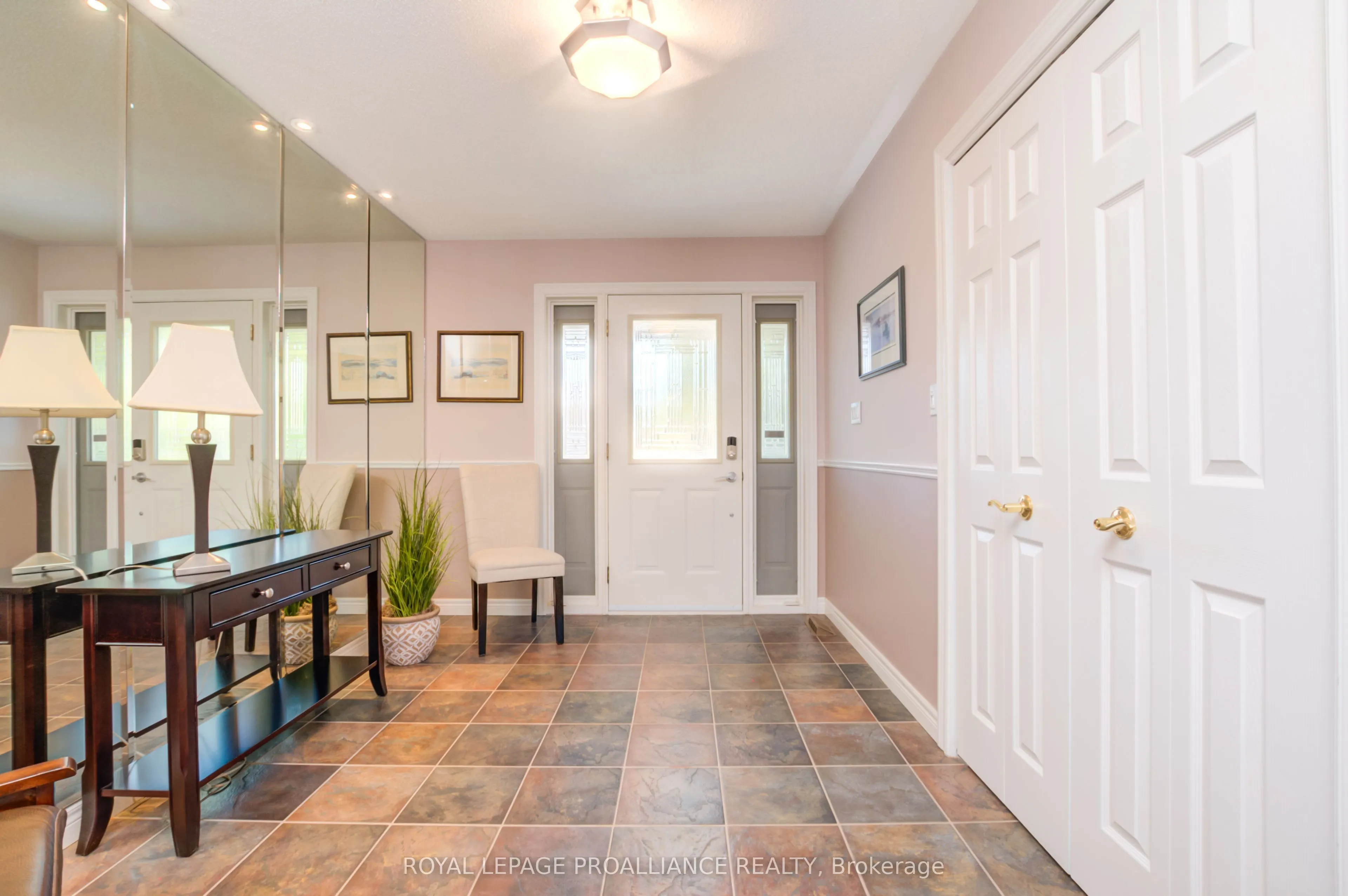 27 Sandpiper Way