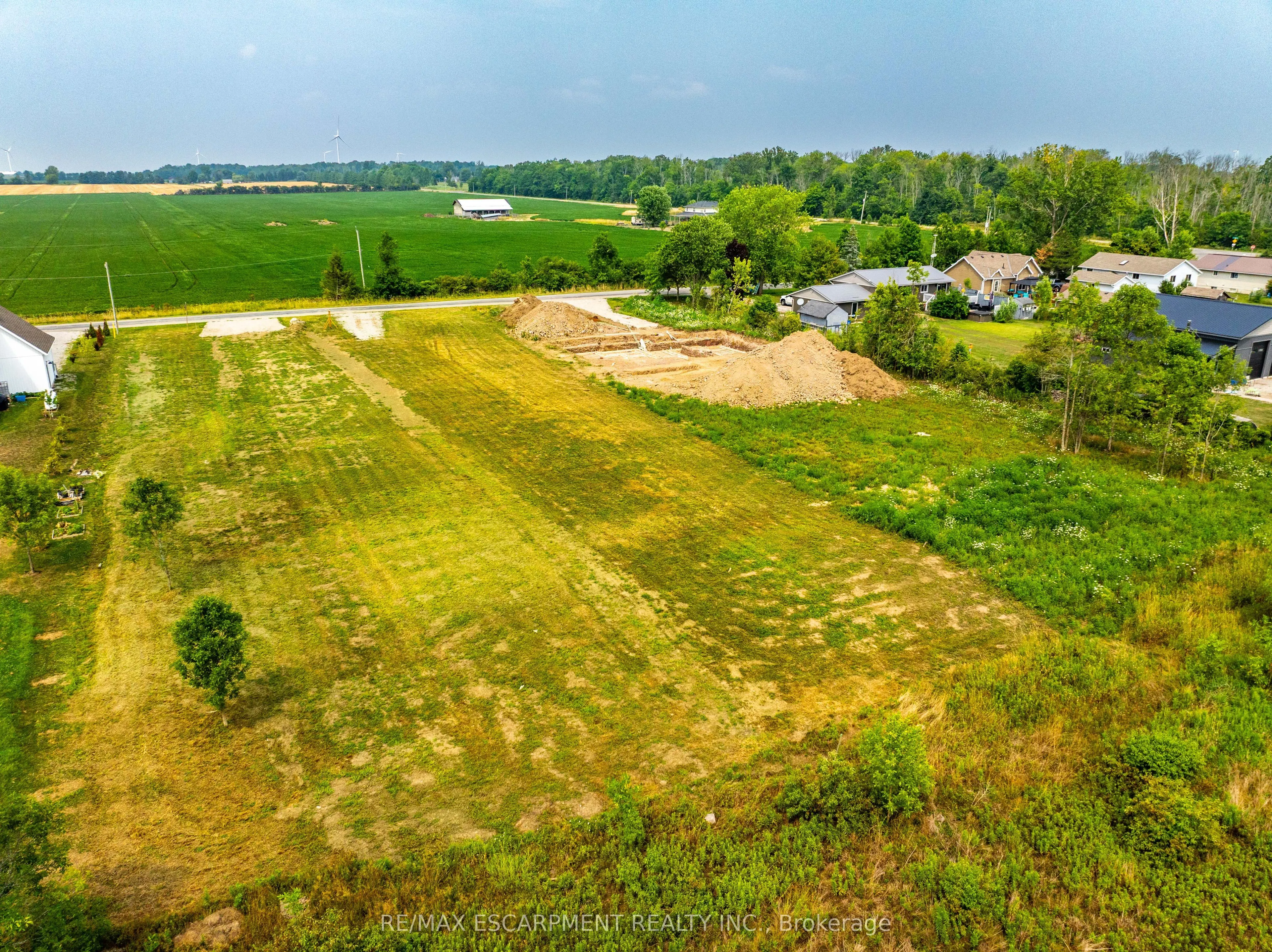 3252 Lakeshore Road