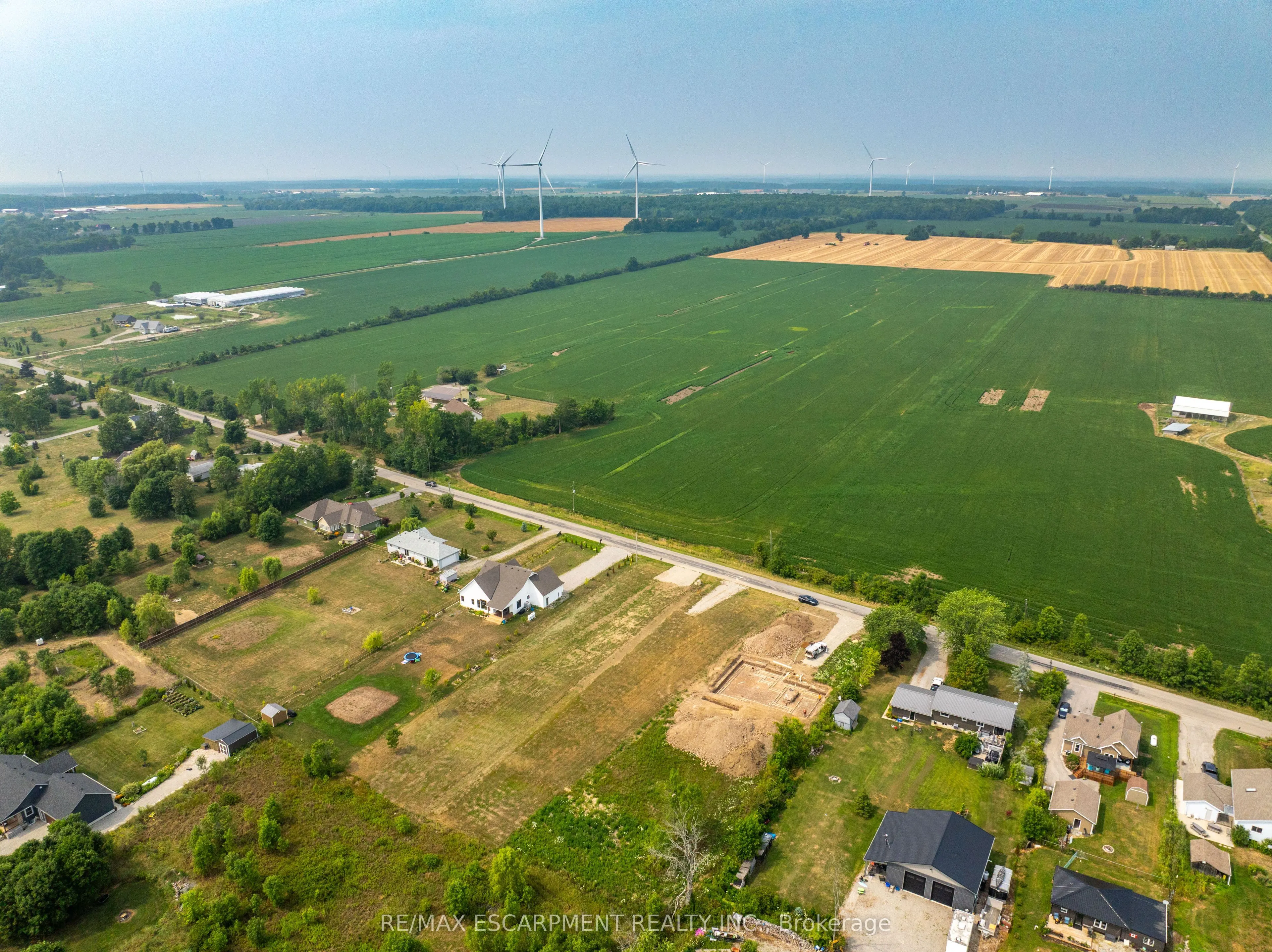 3252 Lakeshore Road