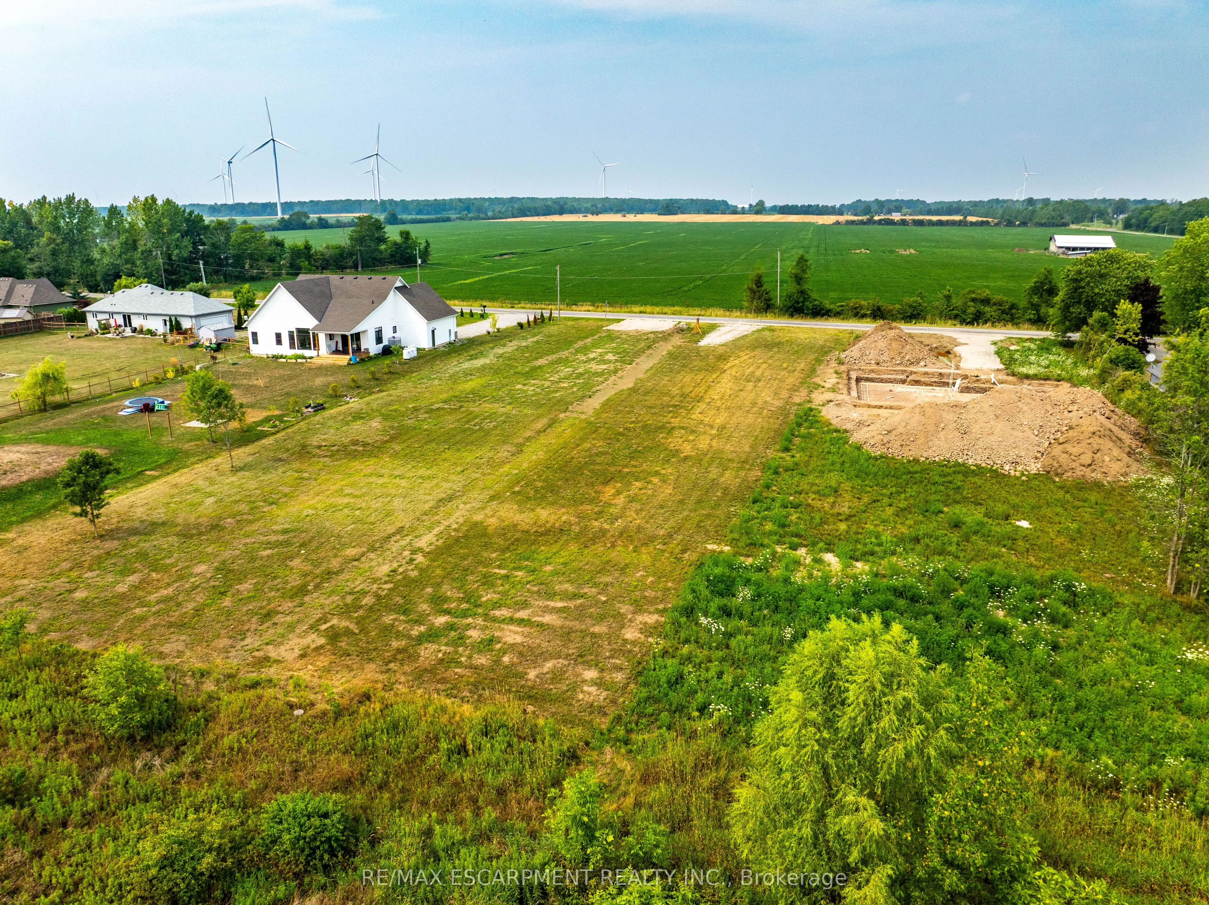 3252 Lakeshore Road