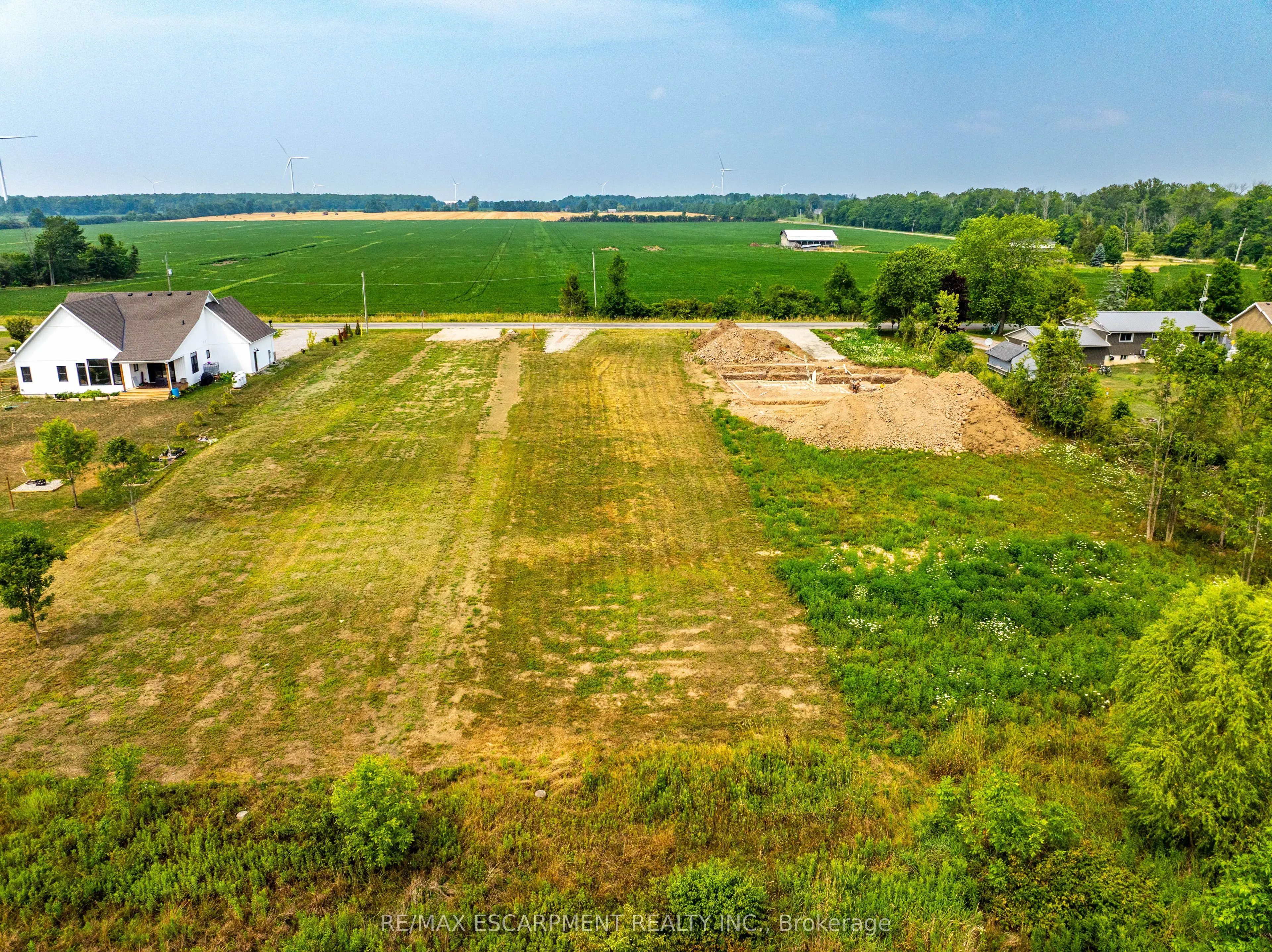 3252 Lakeshore Road