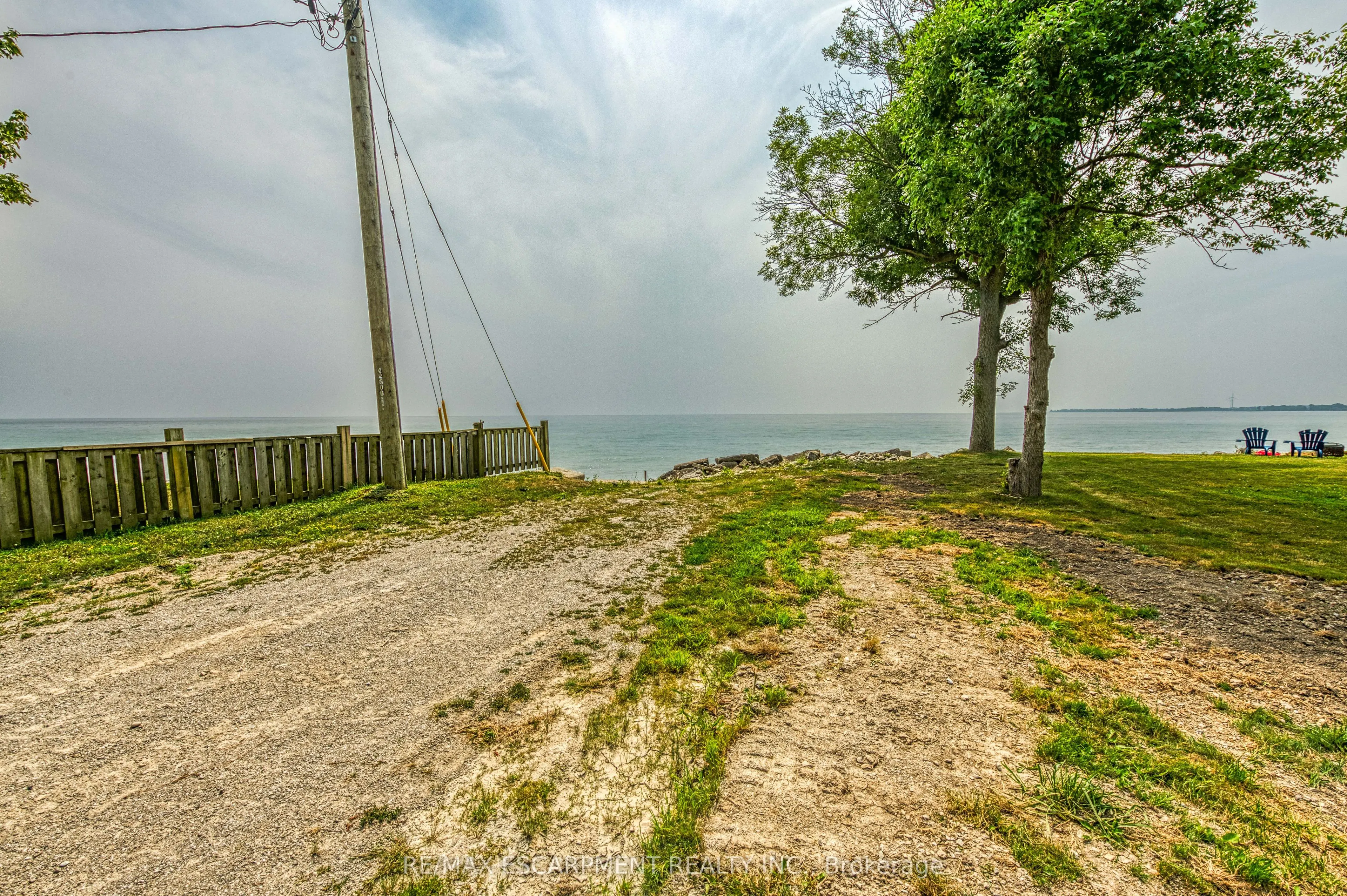 3252 Lakeshore Road