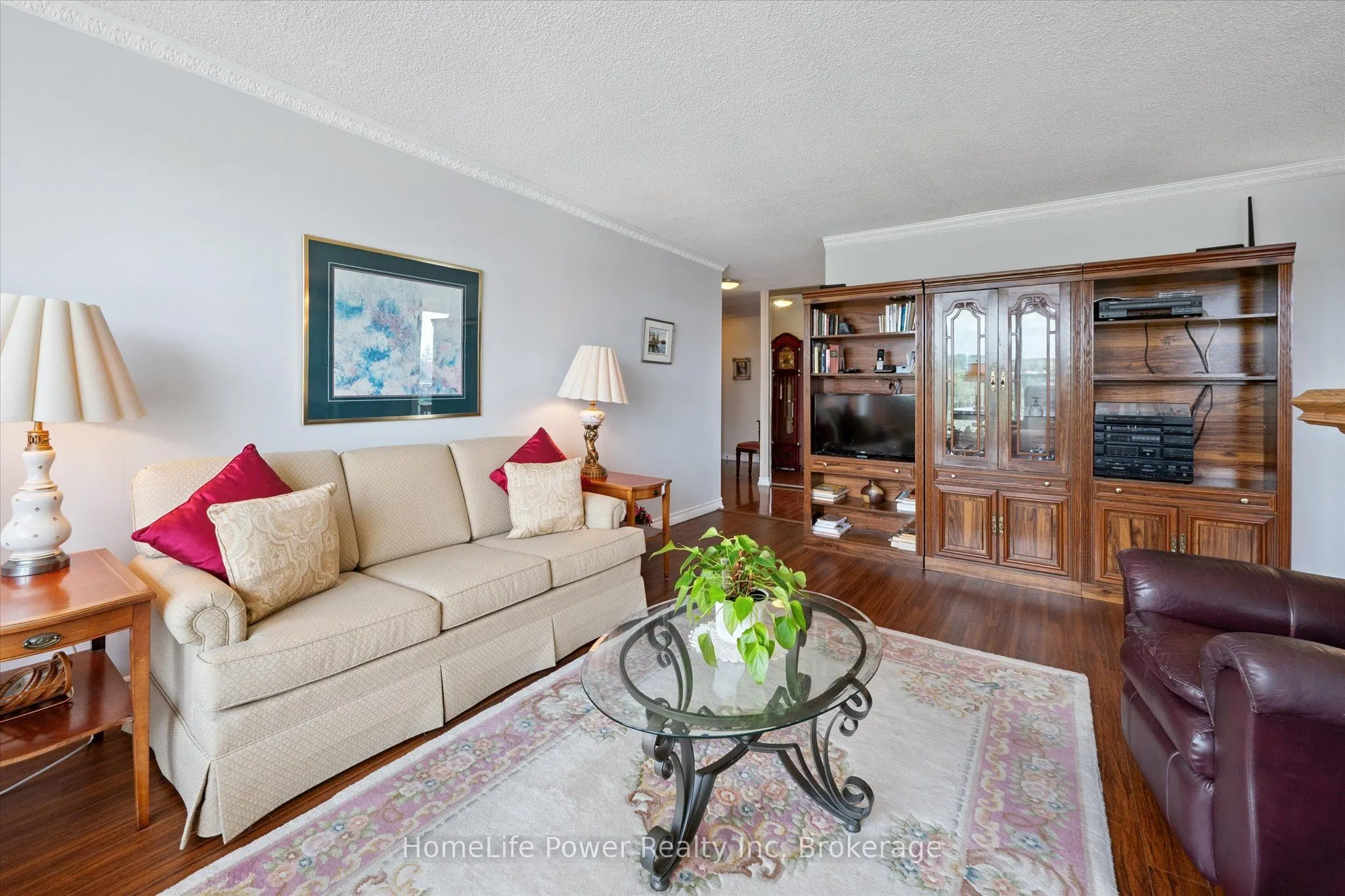 19 Woodlawn Road E, #711