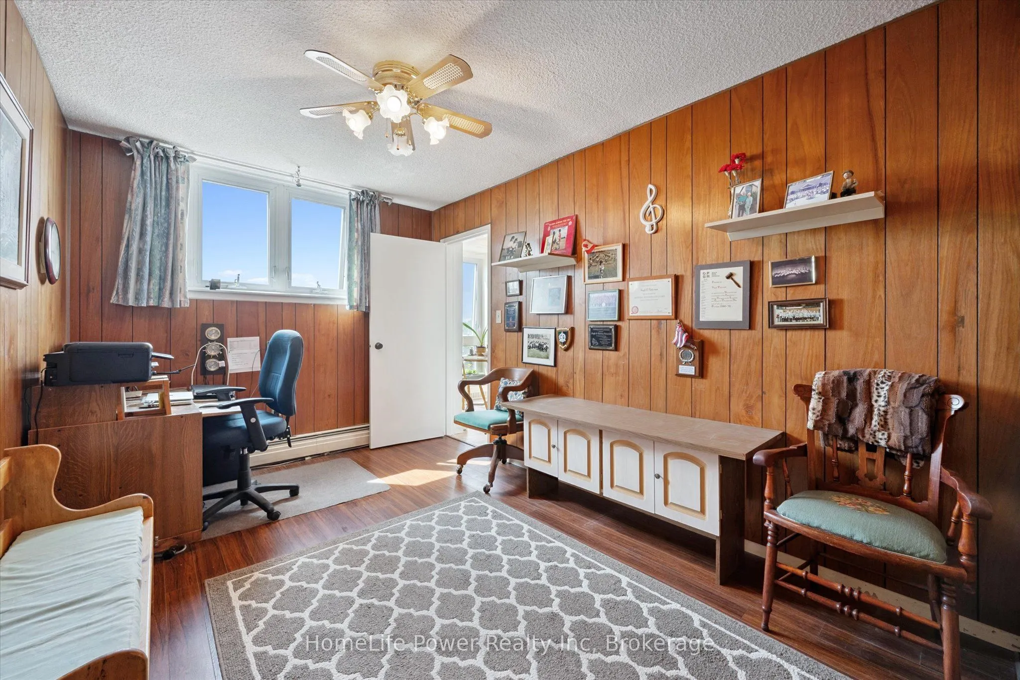 19 Woodlawn Road E, #711