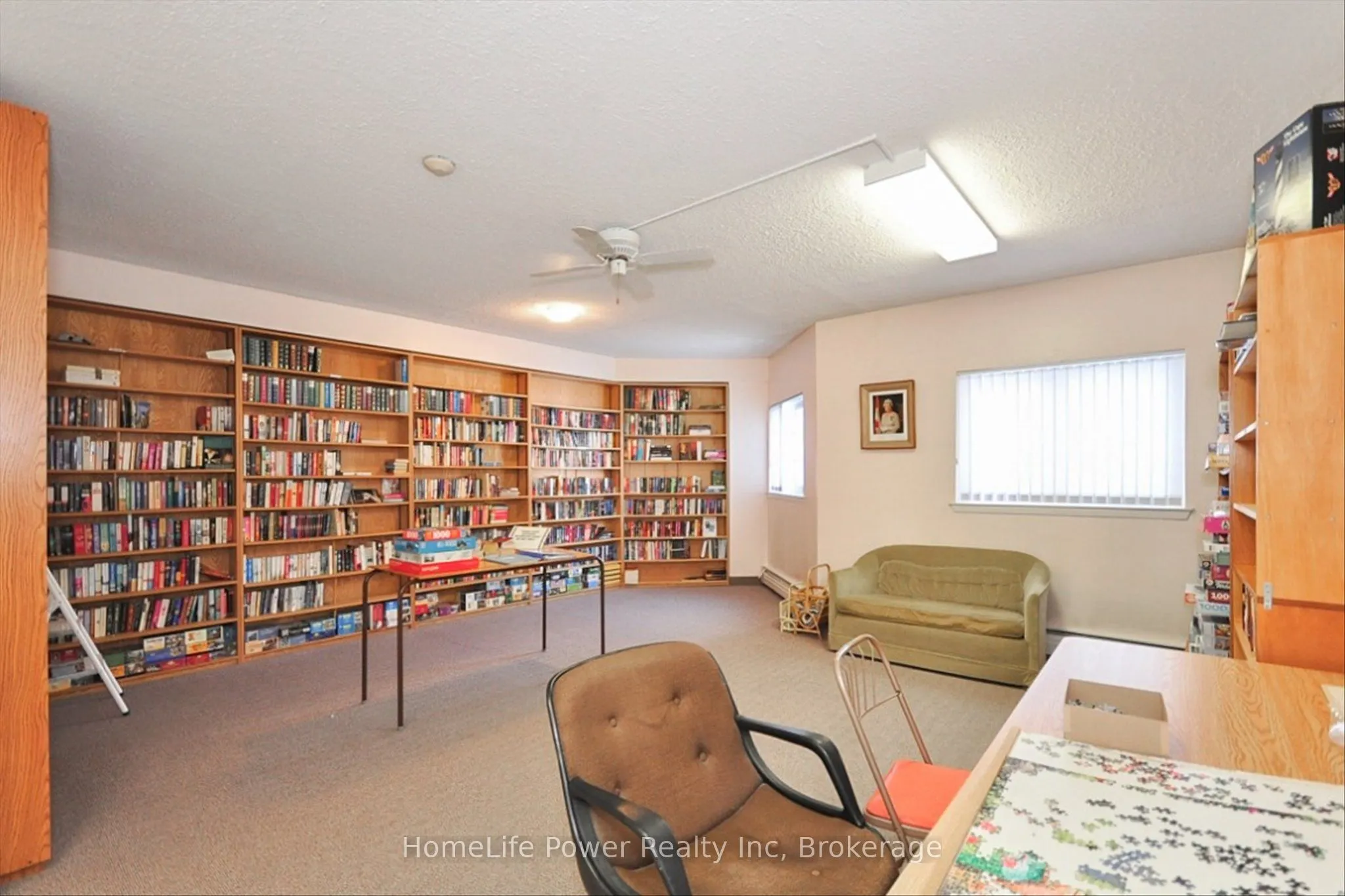 19 Woodlawn Road E, #711