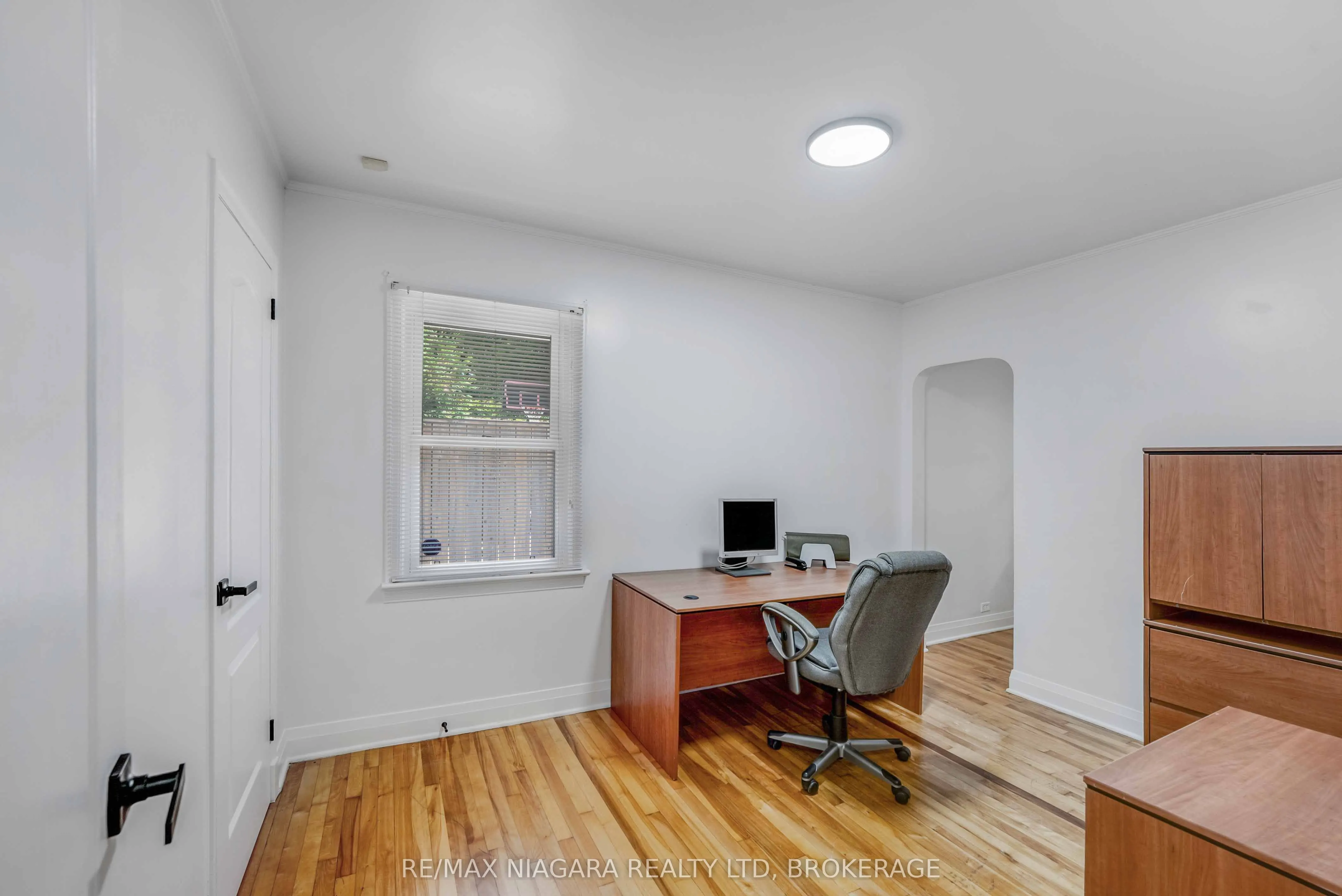 5000 SIXTH Avenue