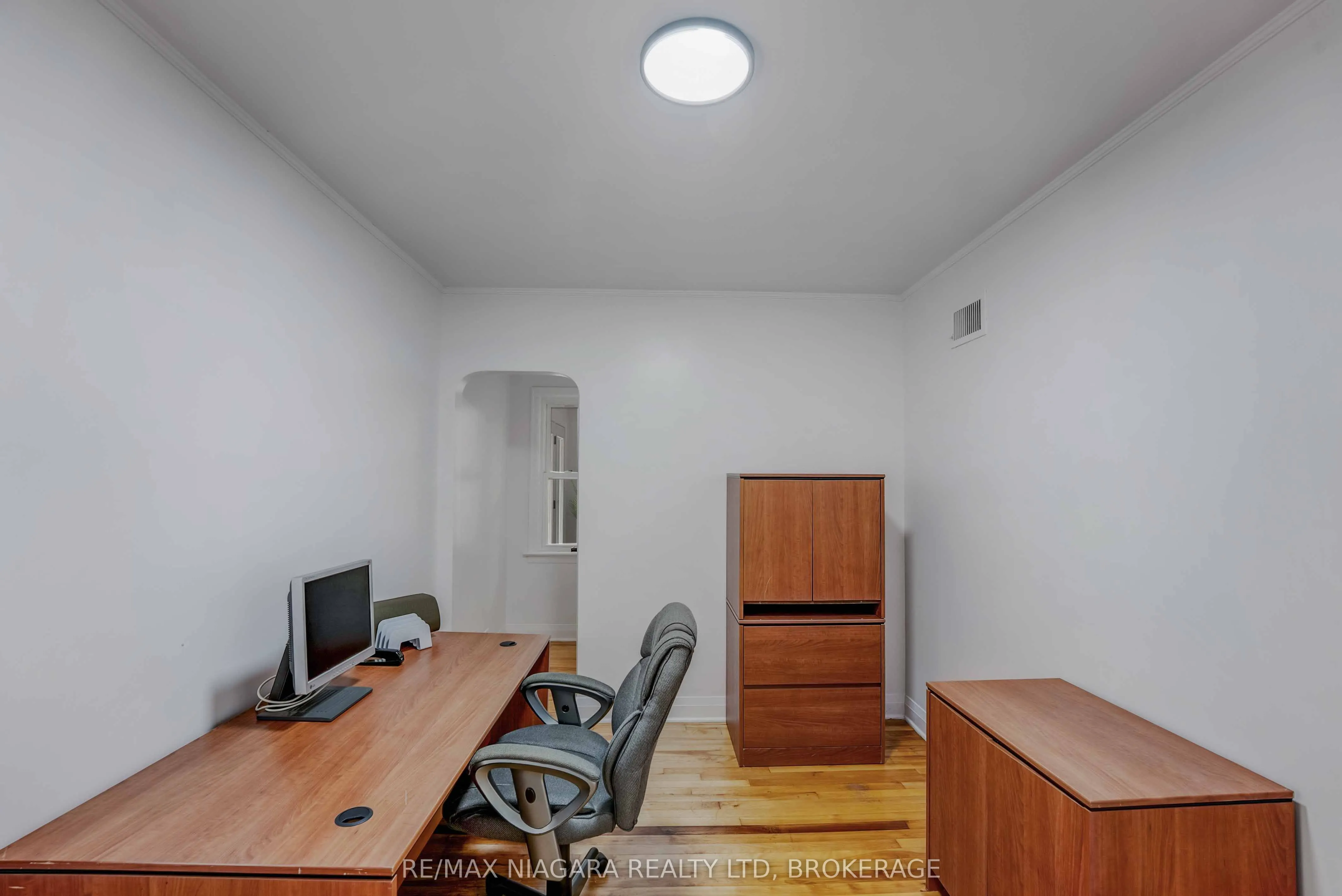 5000 SIXTH Avenue