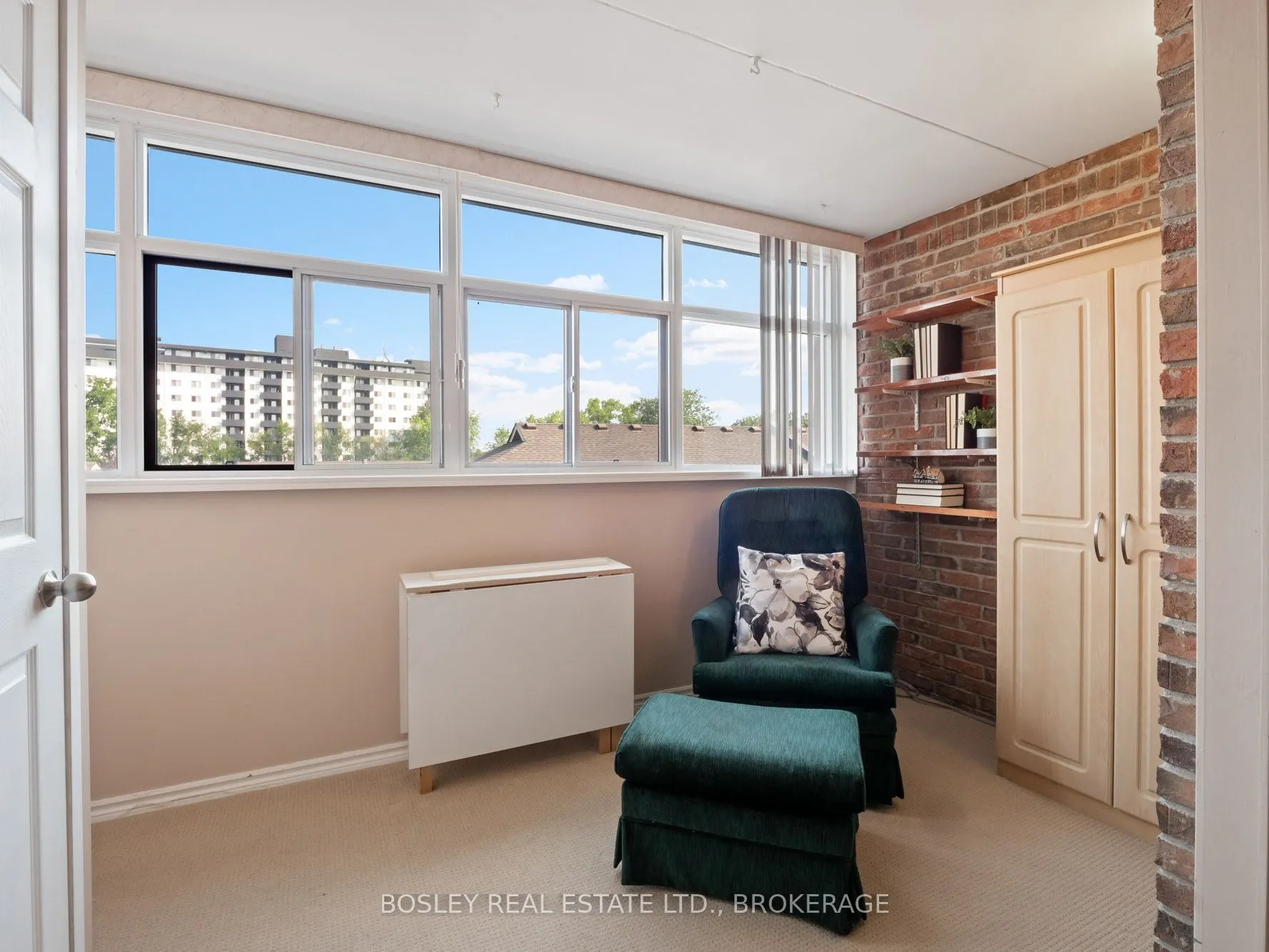 276 Oakdale Avenue, #306
