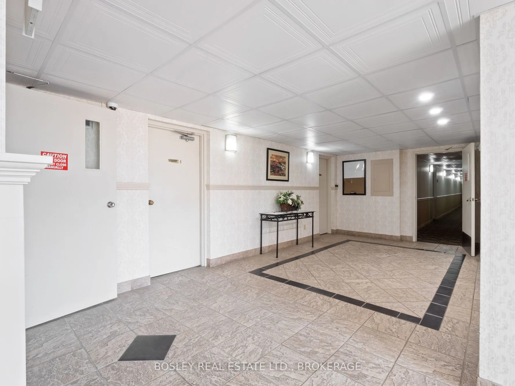 276 Oakdale Avenue, #306