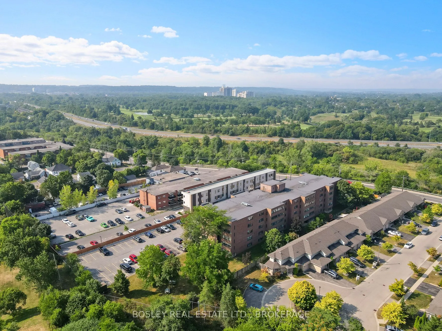 276 Oakdale Avenue, #306