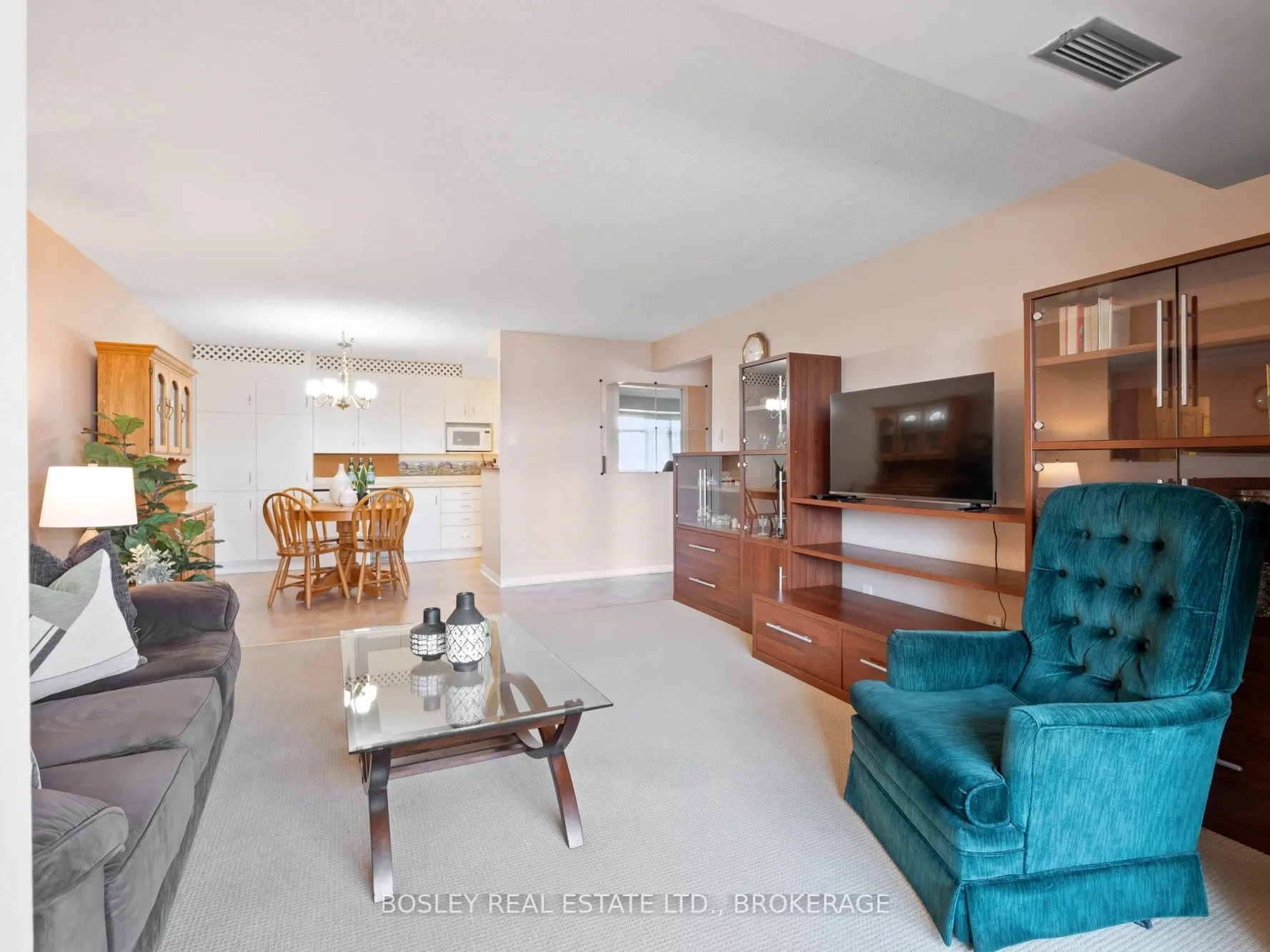 276 Oakdale Avenue, #306