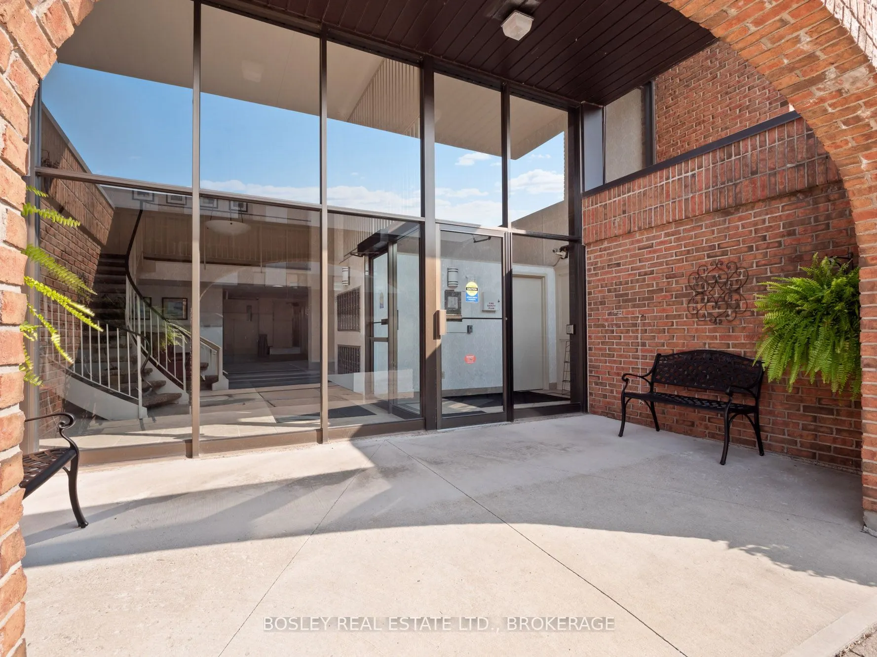 276 Oakdale Avenue, #306