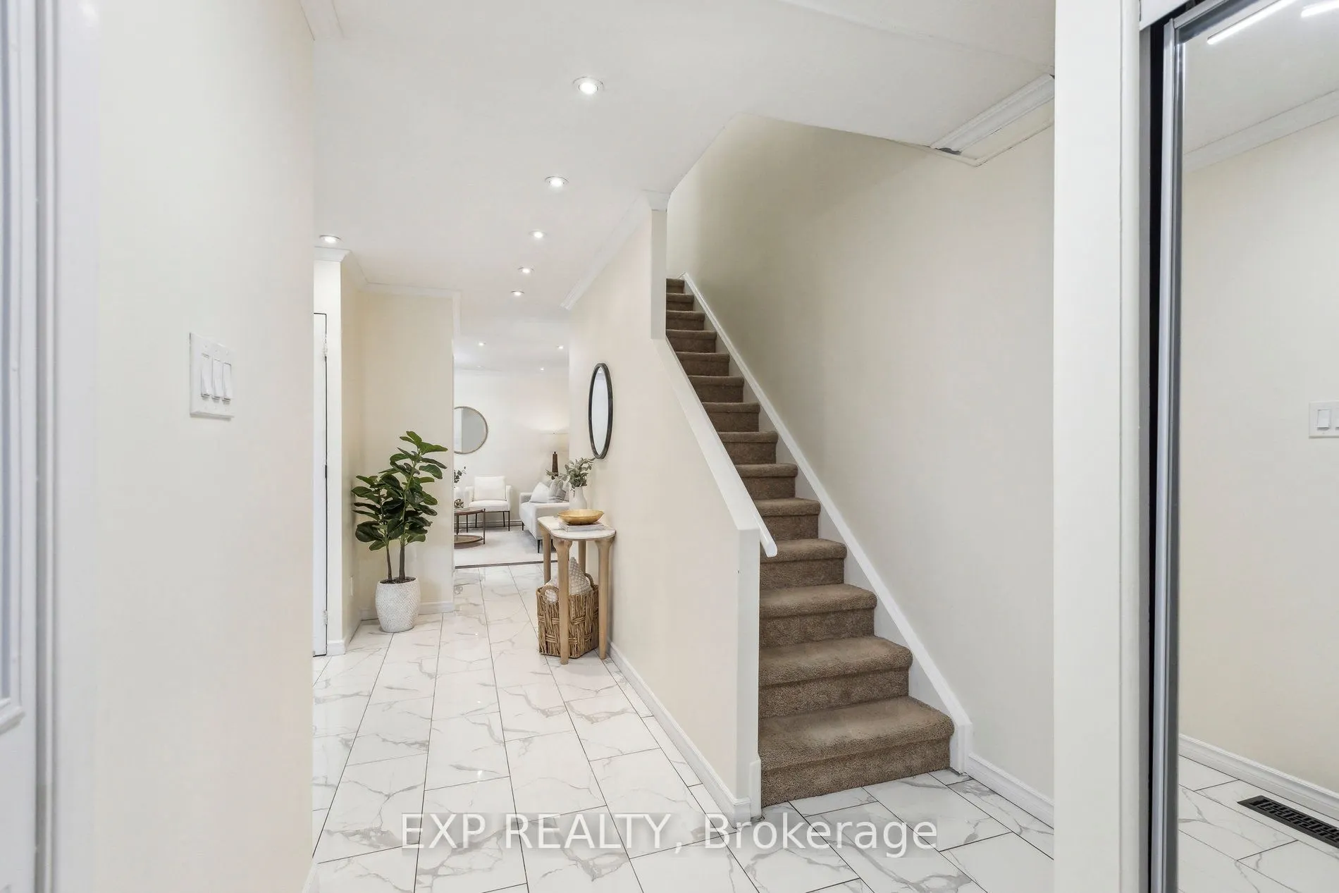 407 Keats Way, #3