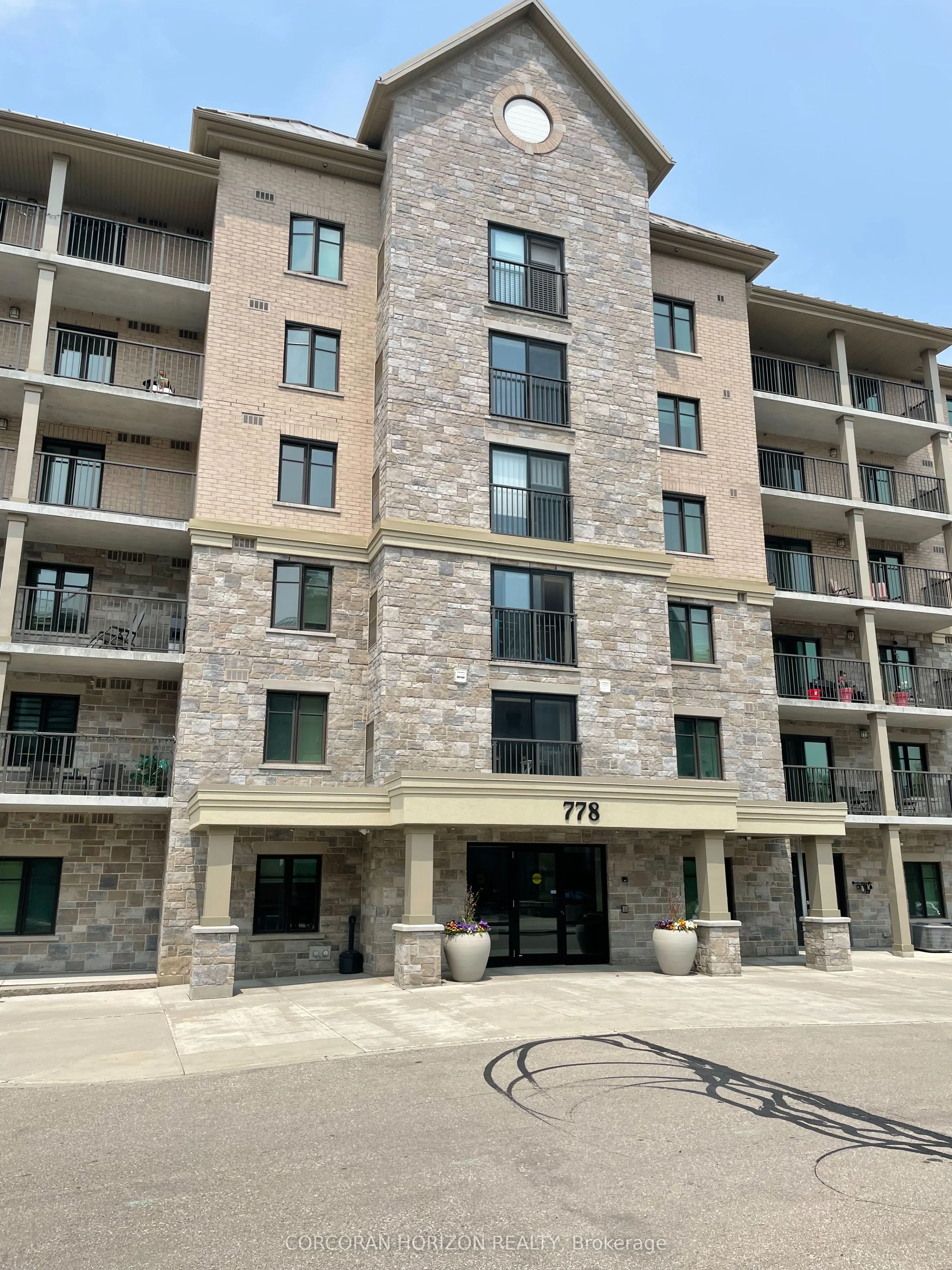 778 Laurelwood Drive, #602