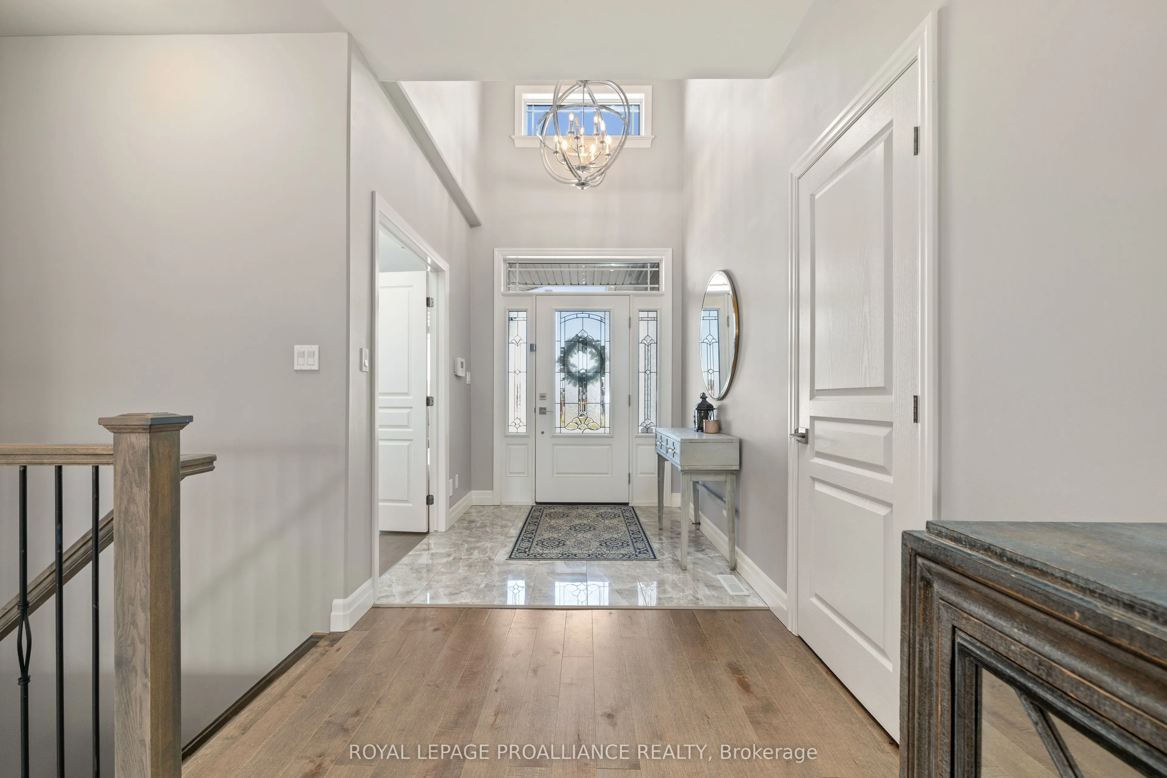16 Hummingbird Drive