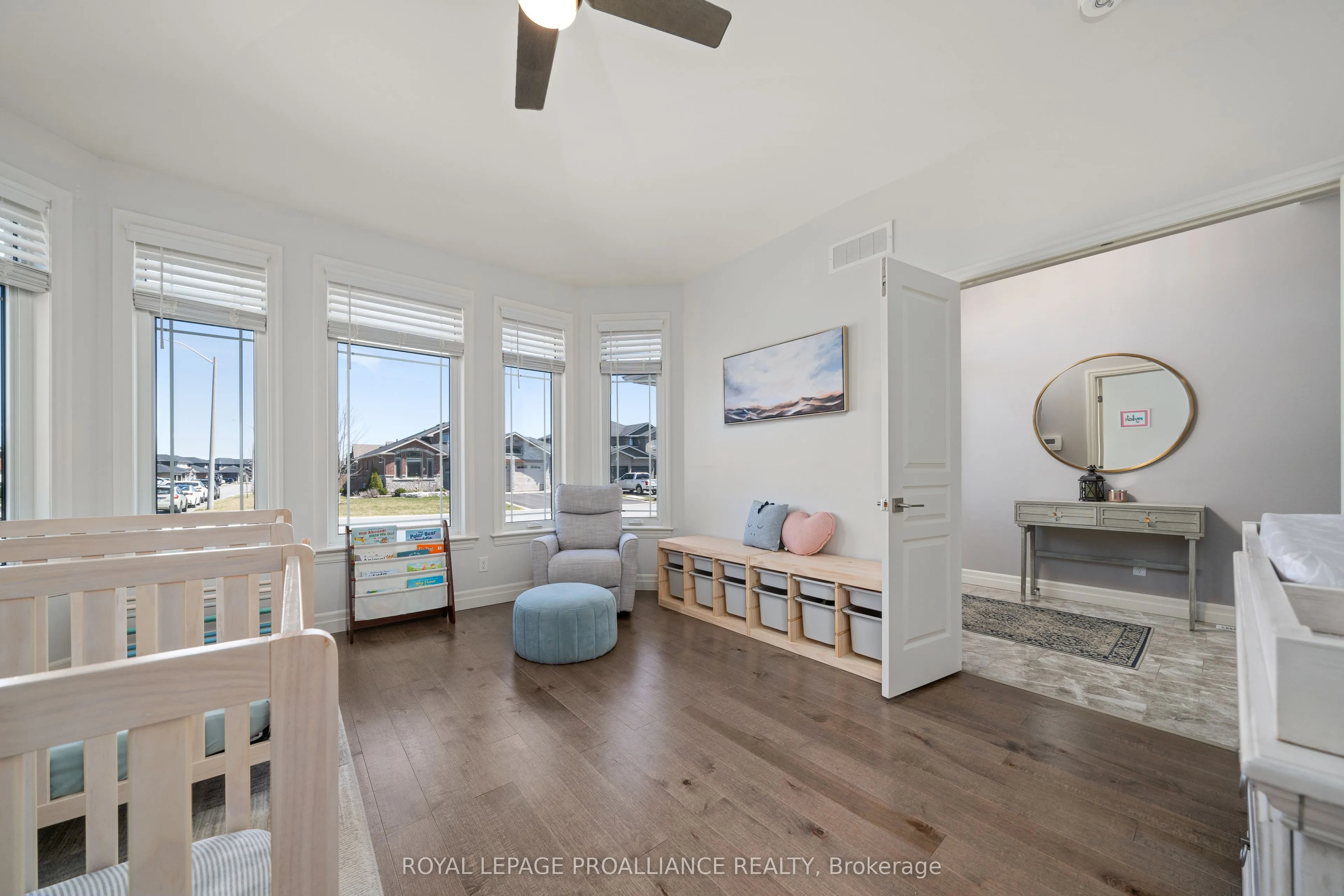 16 Hummingbird Drive