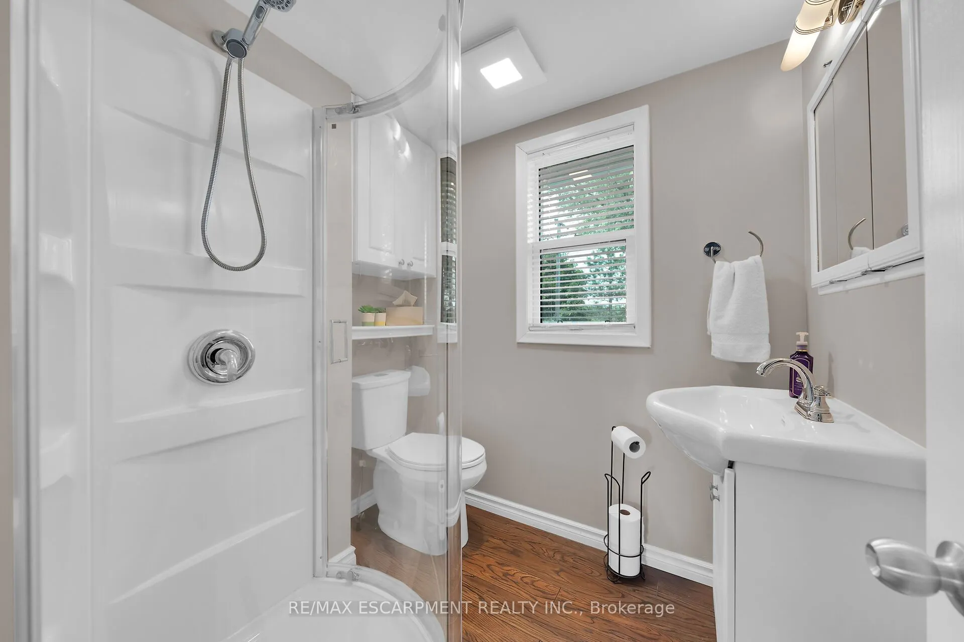 42 Erieview Lane