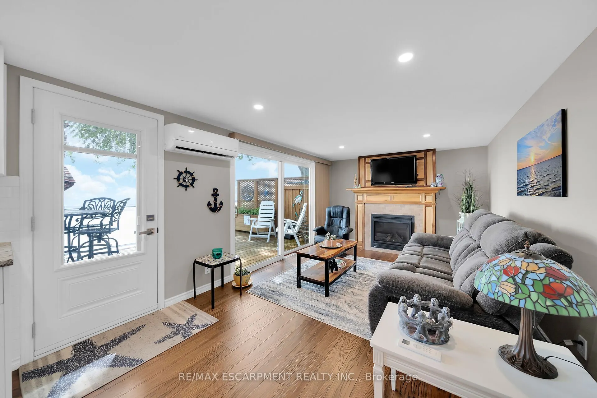 42 Erieview Lane