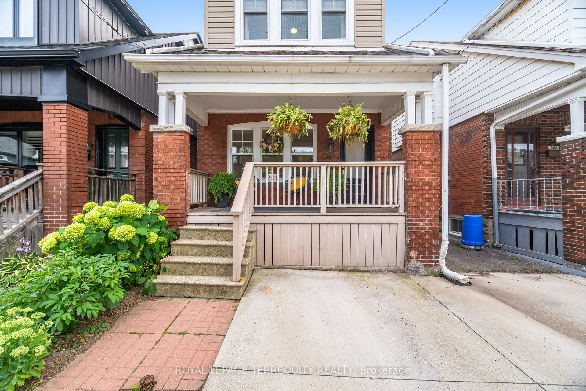 261 Homewood Avenue