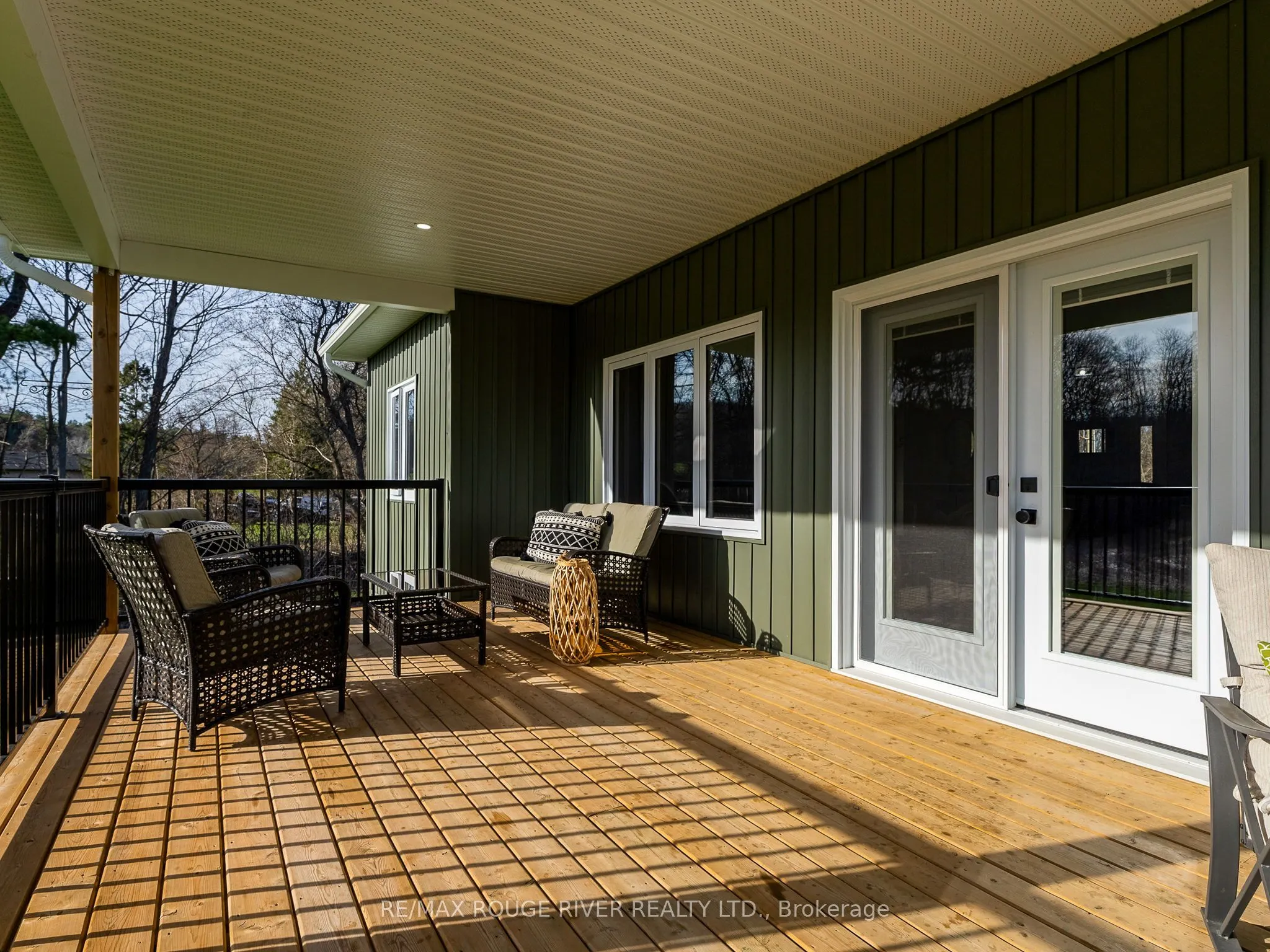 298 Tobacco Road