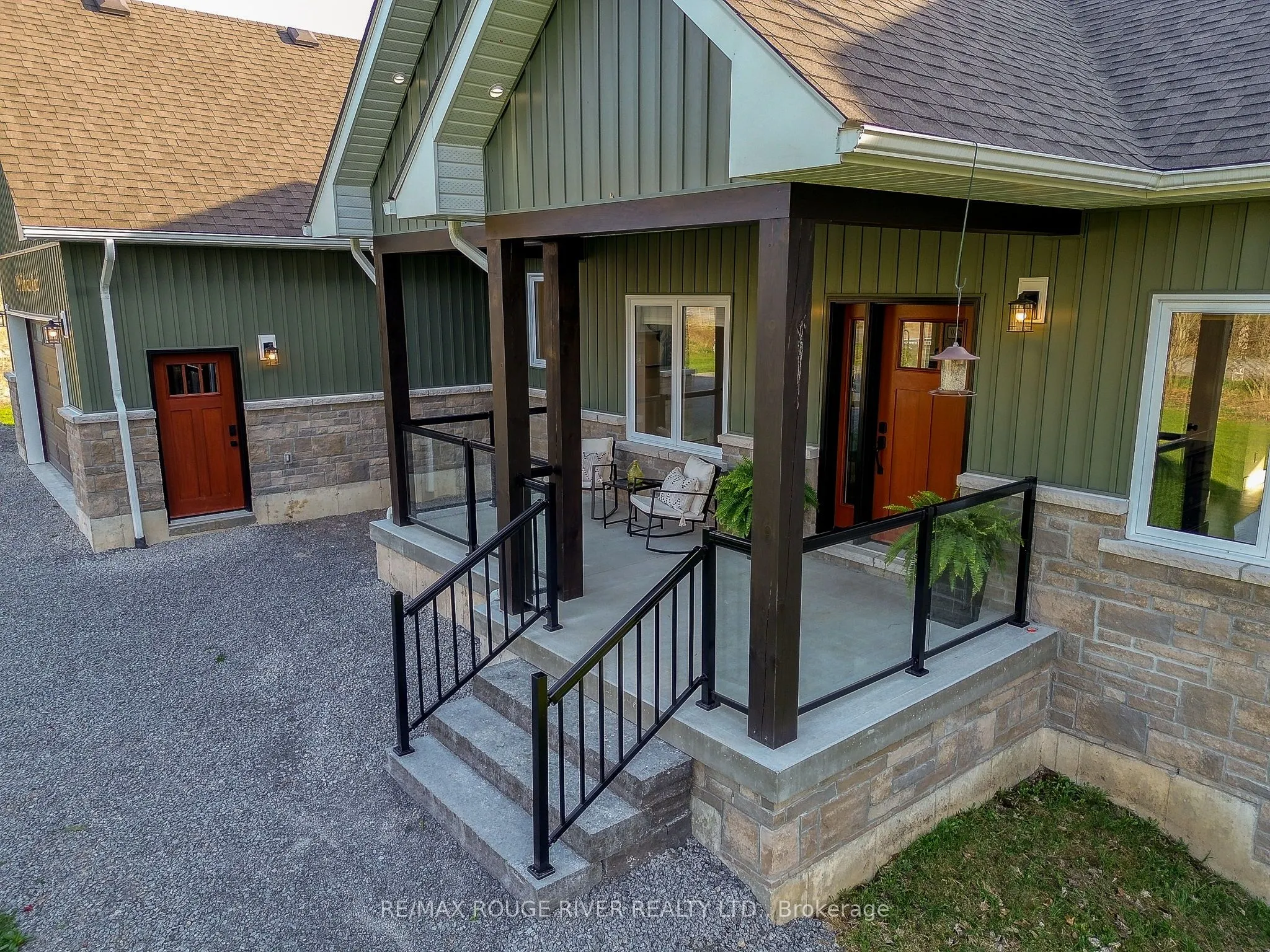 298 Tobacco Road