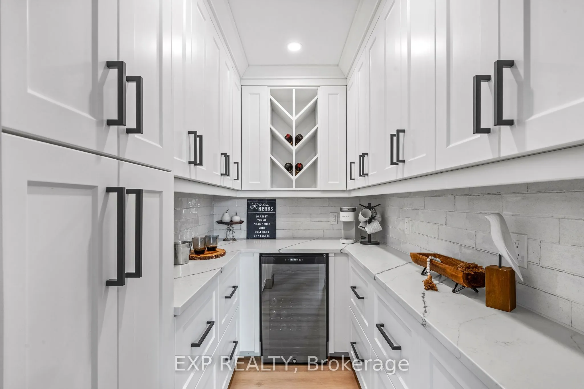 278 Valley Road