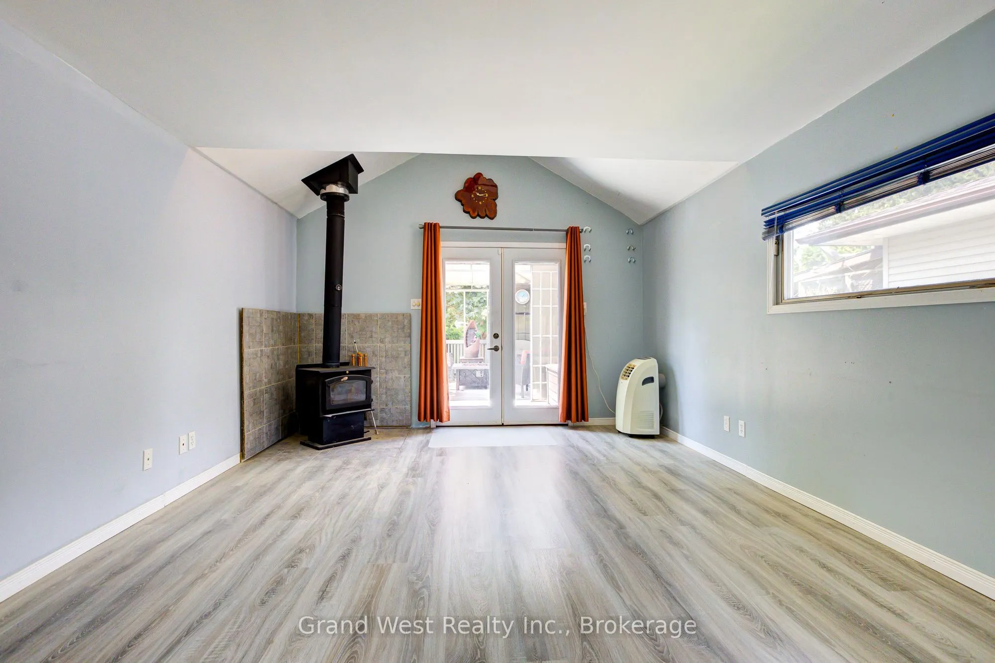 578 CONCESSION Road