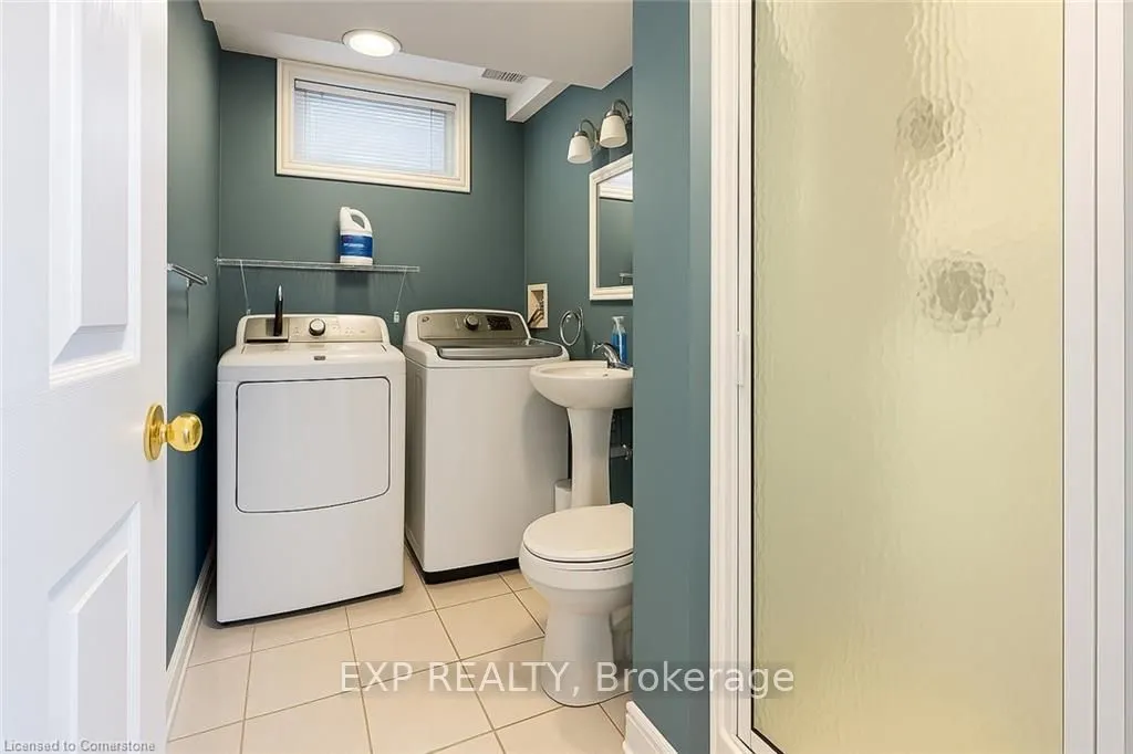 255 PINELAND Place, #Lower