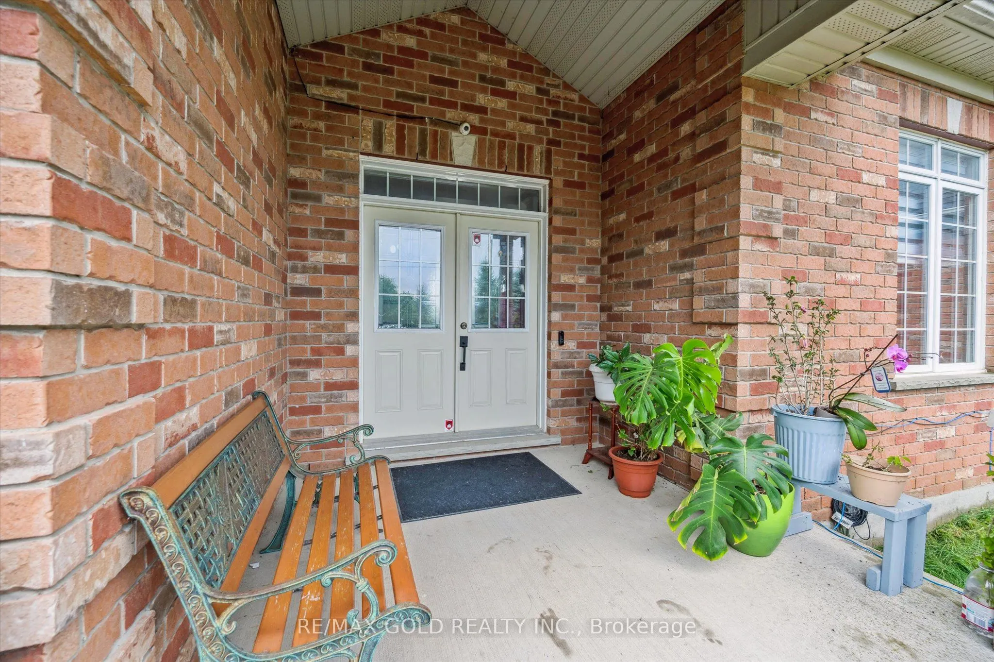 6615 Ellis Road