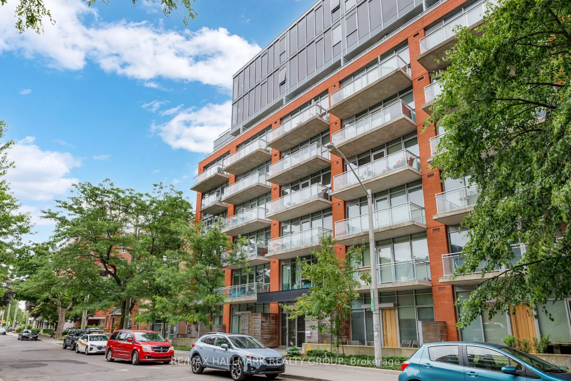 340 Mcleod Street, #933