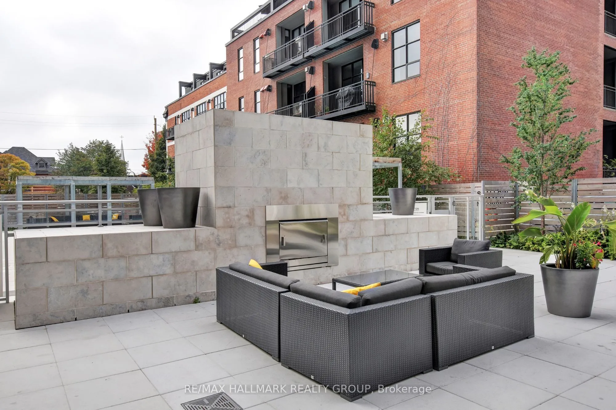 340 Mcleod Street, #933