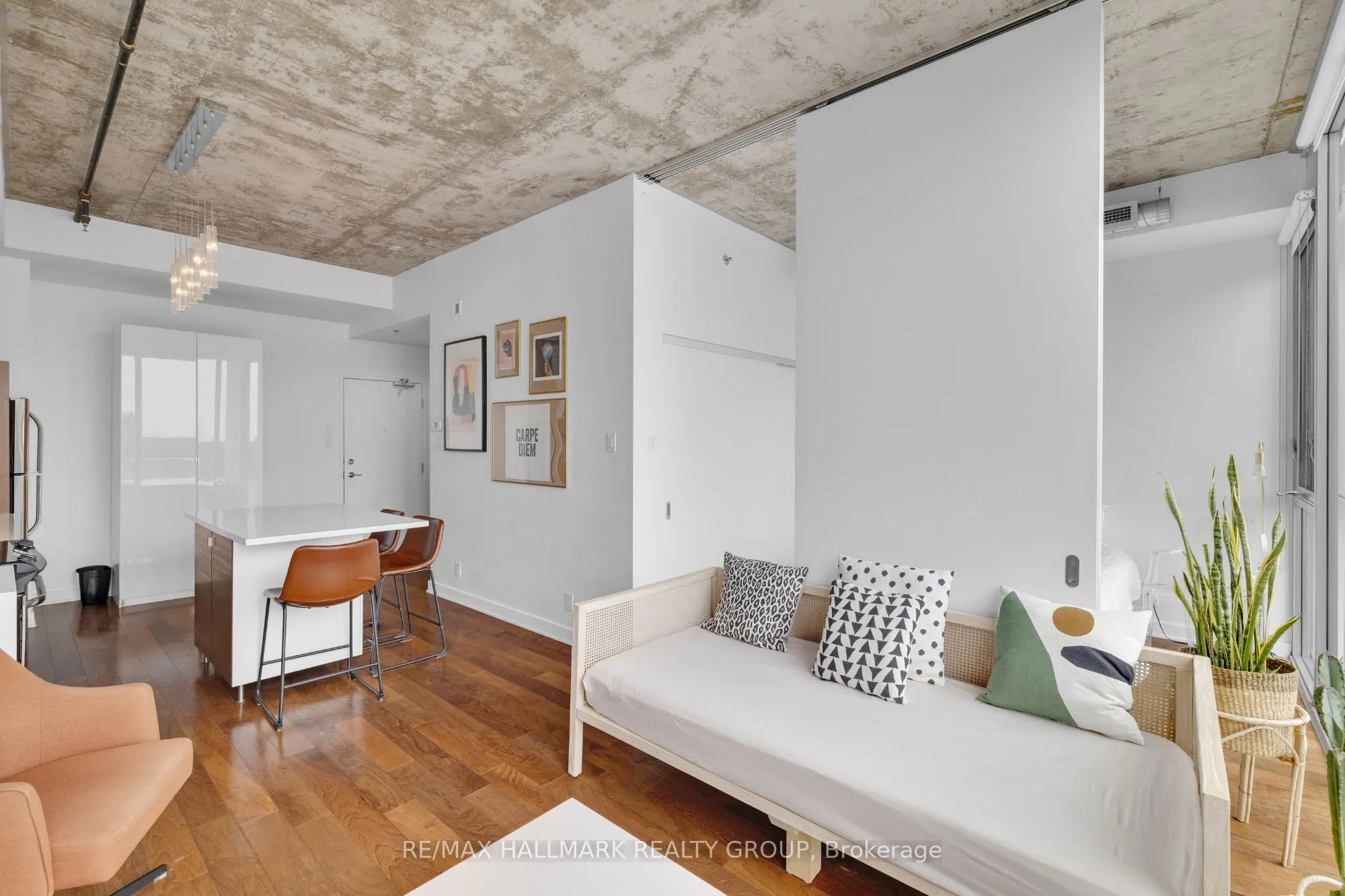 340 Mcleod Street, #933