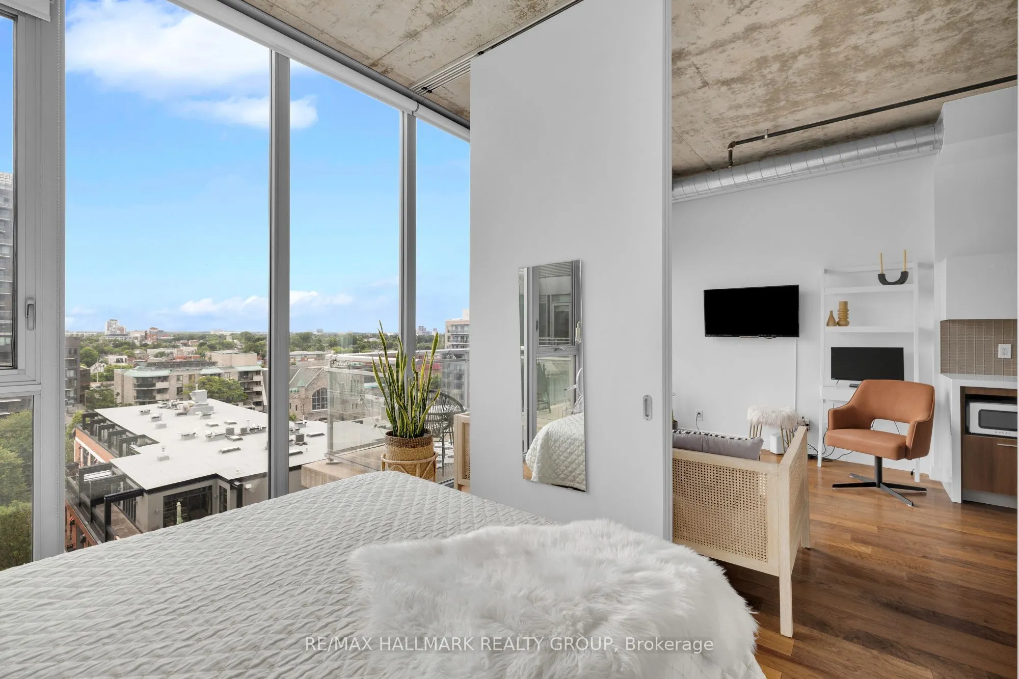 340 Mcleod Street, #933