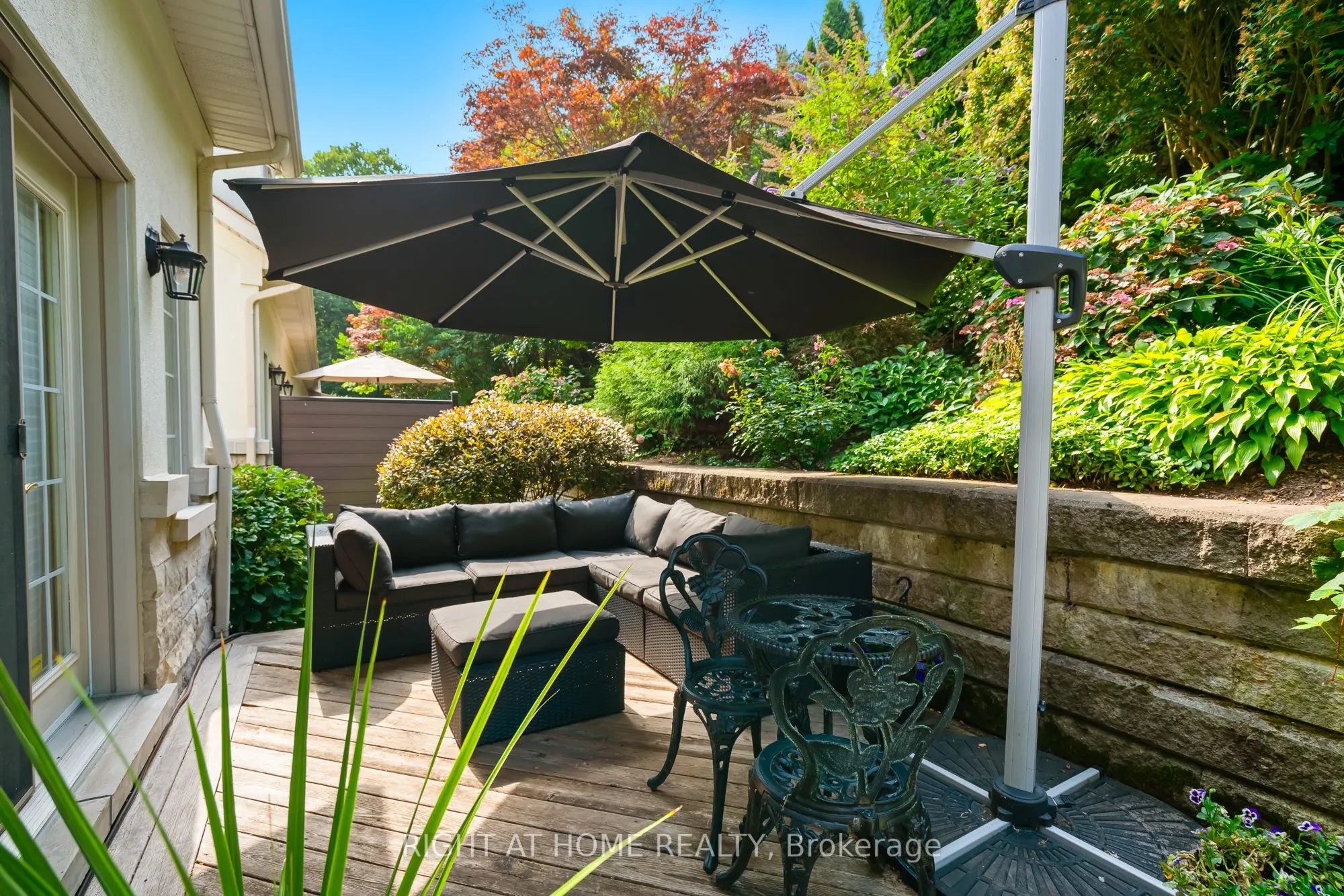 222 Ricardo Street, #10