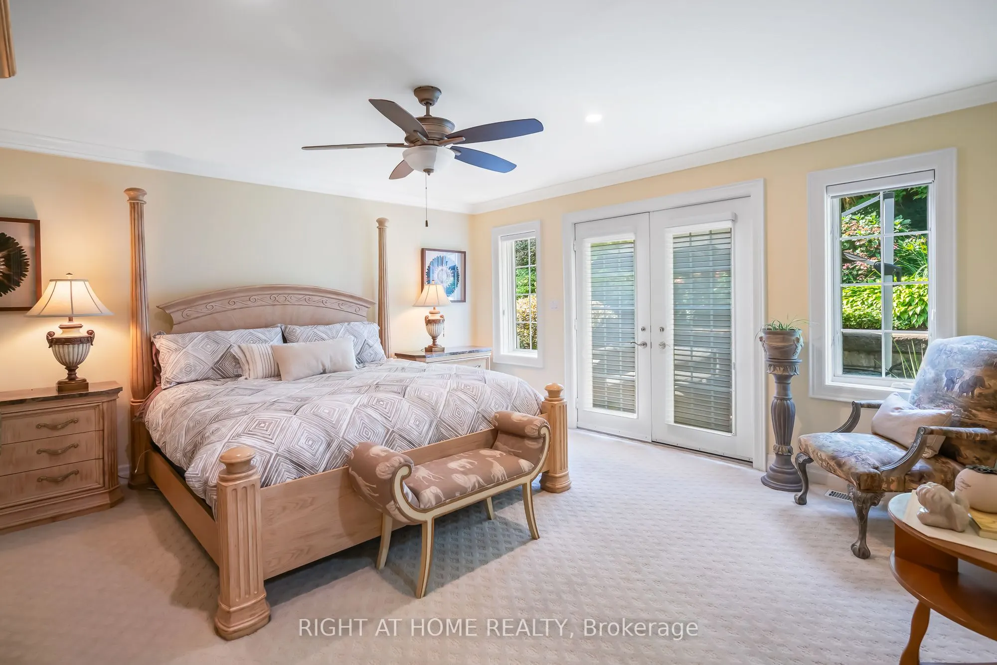 222 Ricardo Street, #10