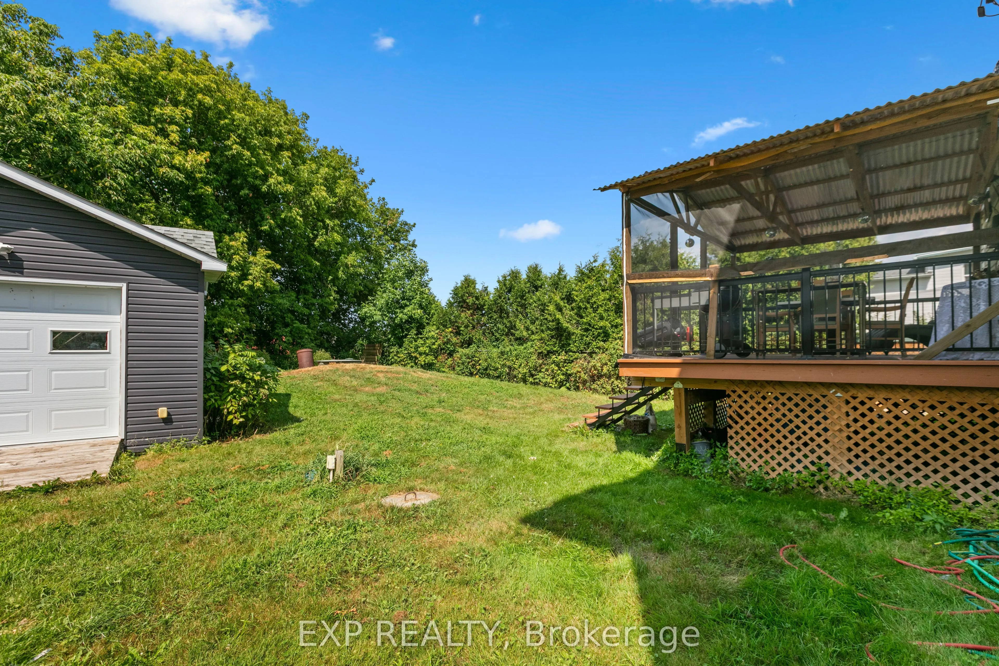 891 Lacroix Road