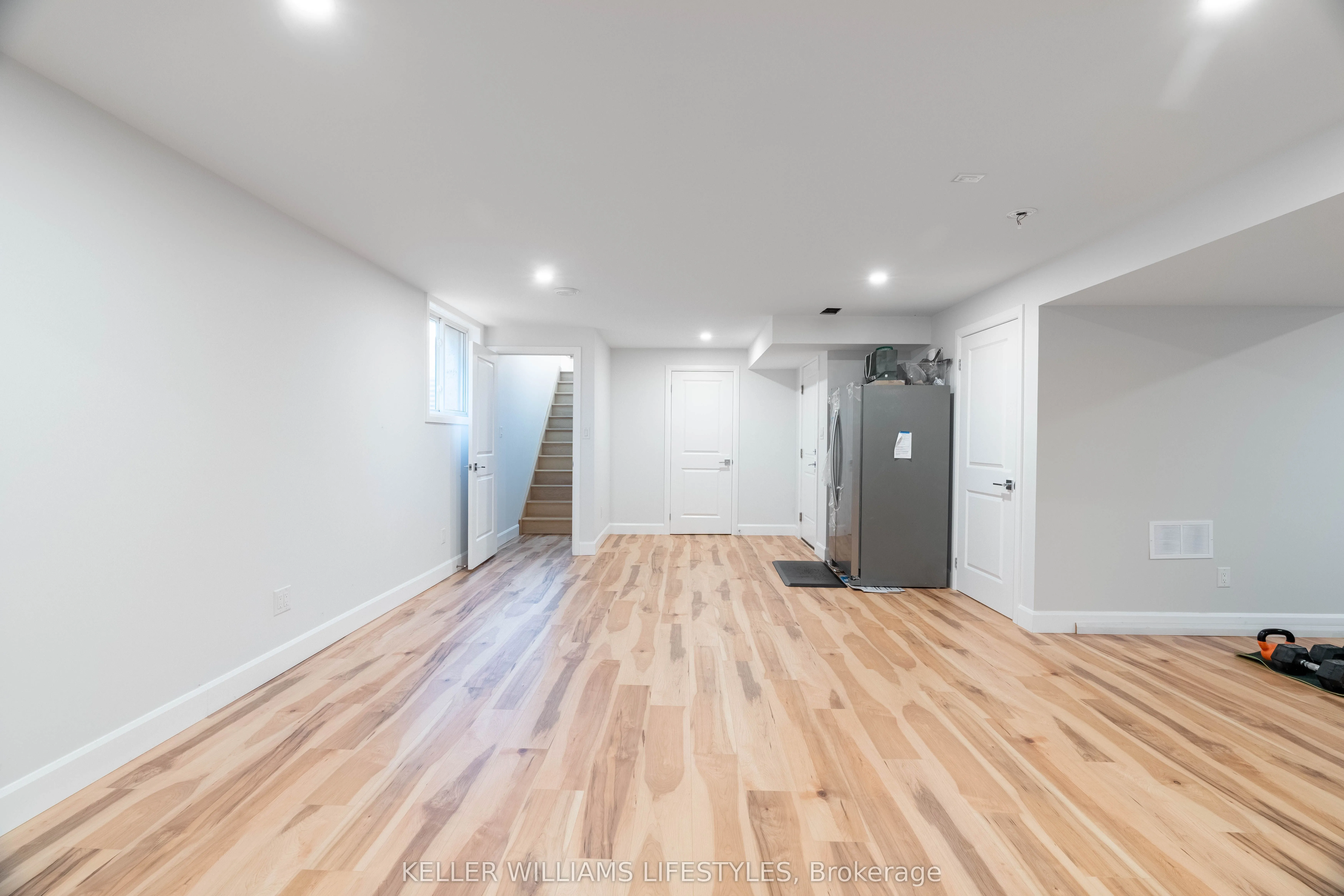 159 Collins Way, #31